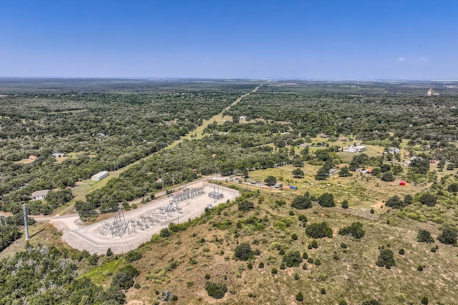 279 Pope Bnd S, Cedar Creek, TX 78612