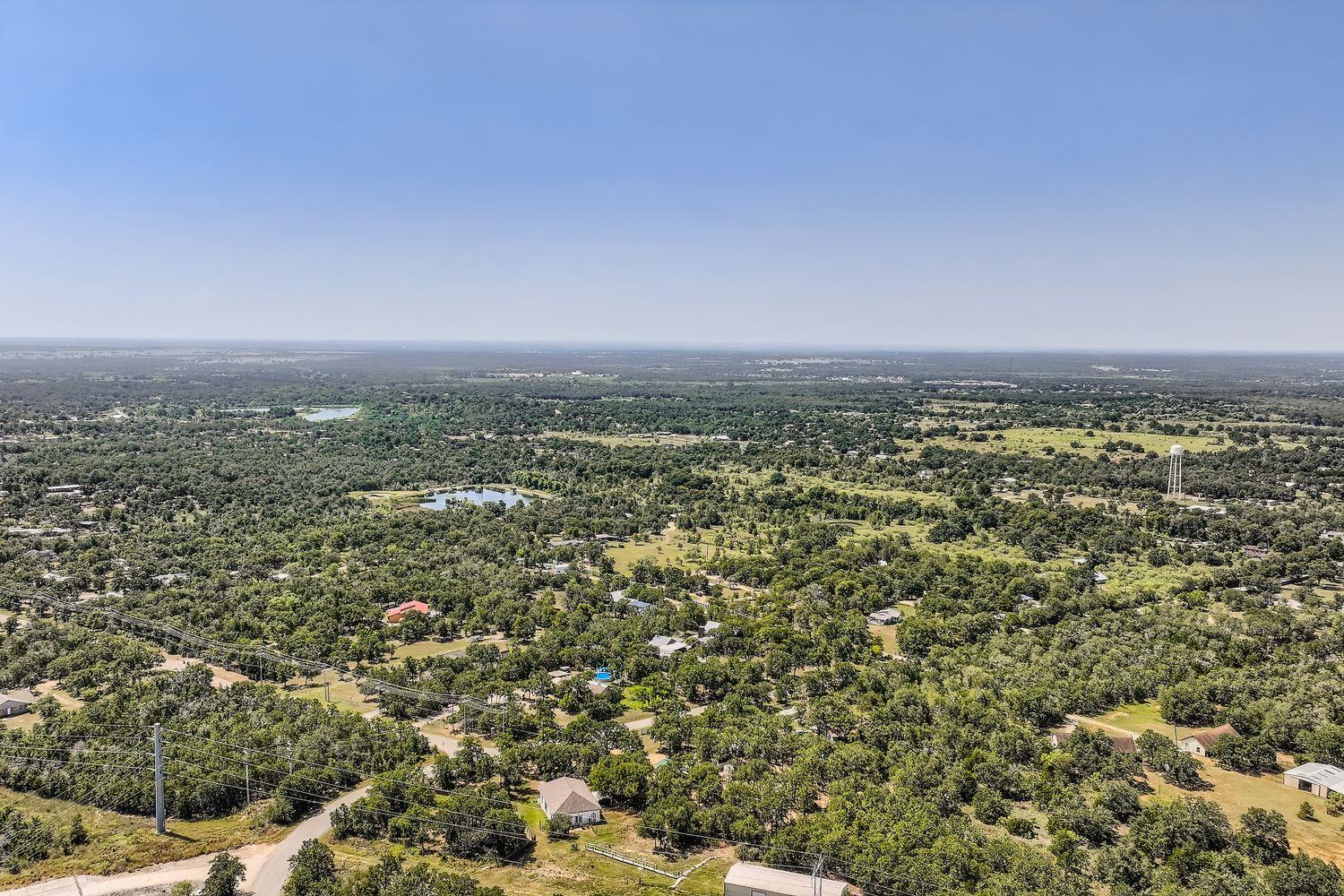 279 Pope Bnd S, Cedar Creek, TX 78612