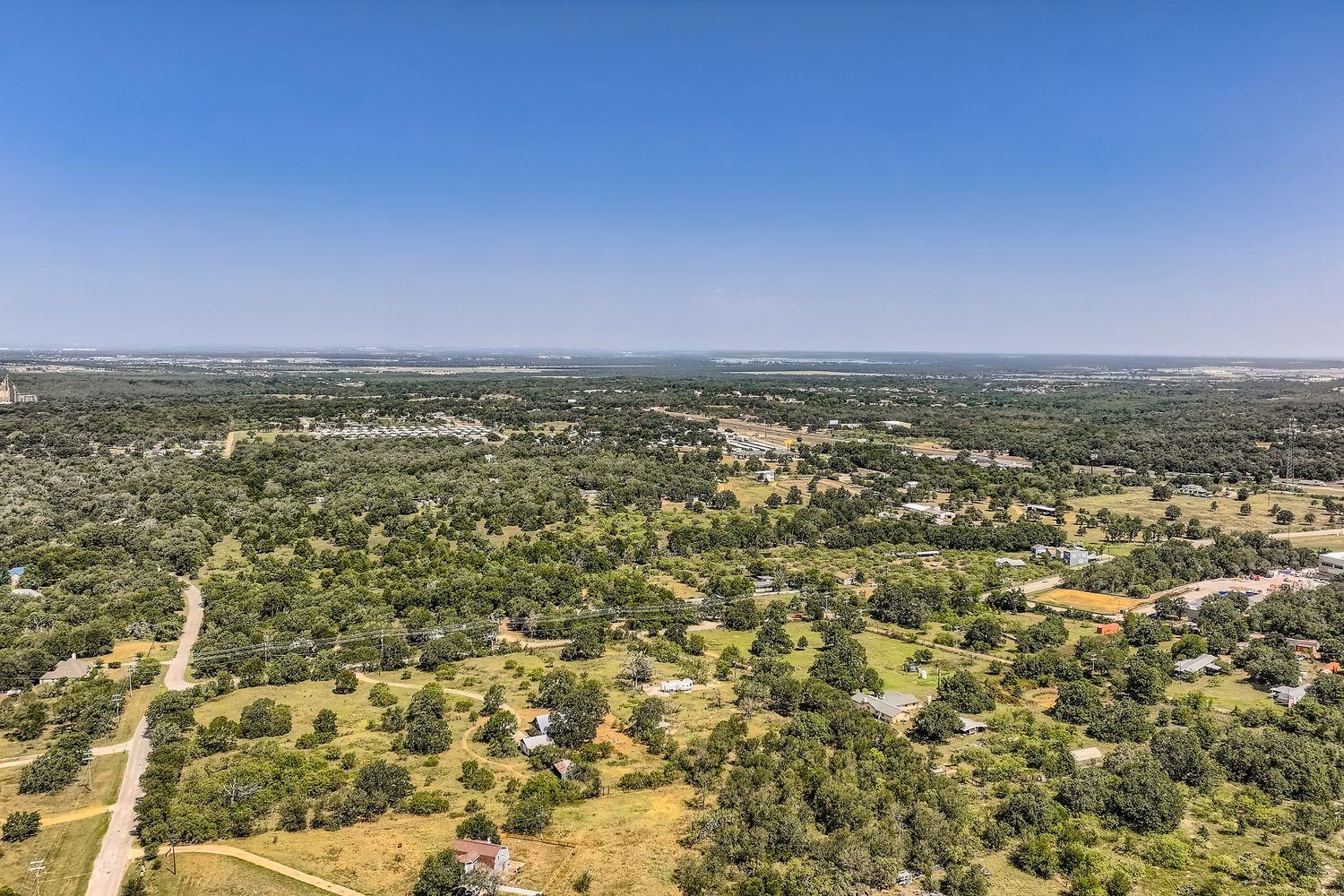 279 Pope Bnd S, Cedar Creek, TX 78612