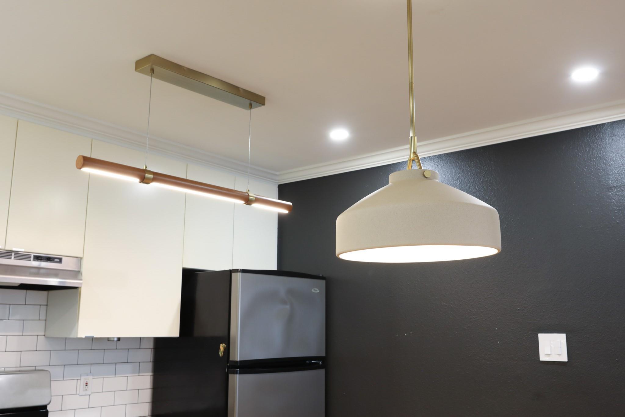 1304 Summit St # 209, Austin, TX 78741