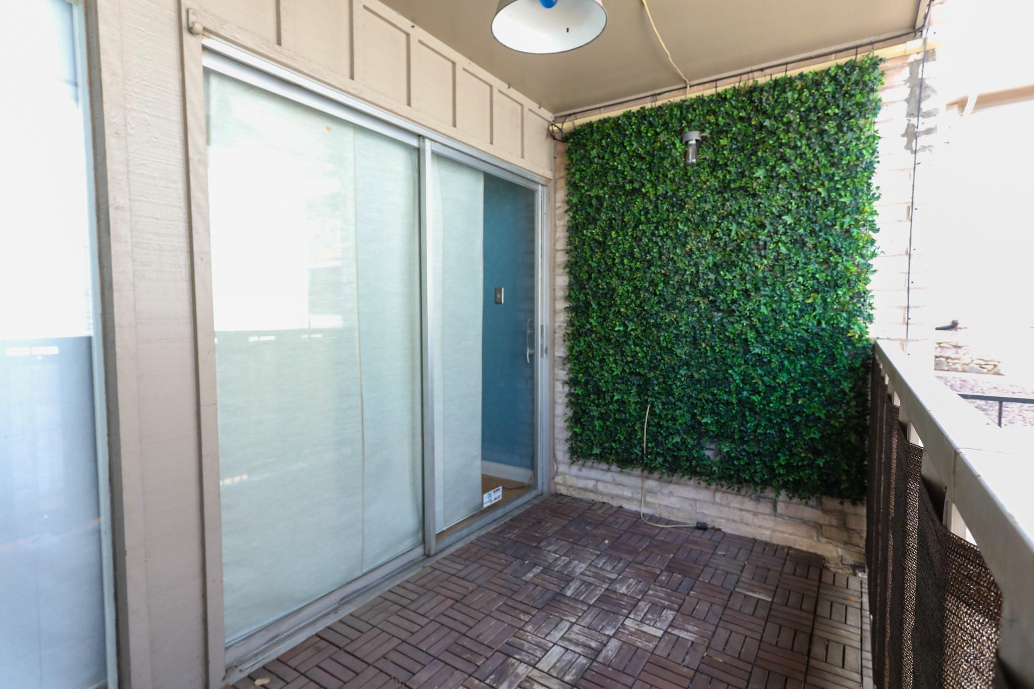 1304 Summit St # 209, Austin, TX 78741