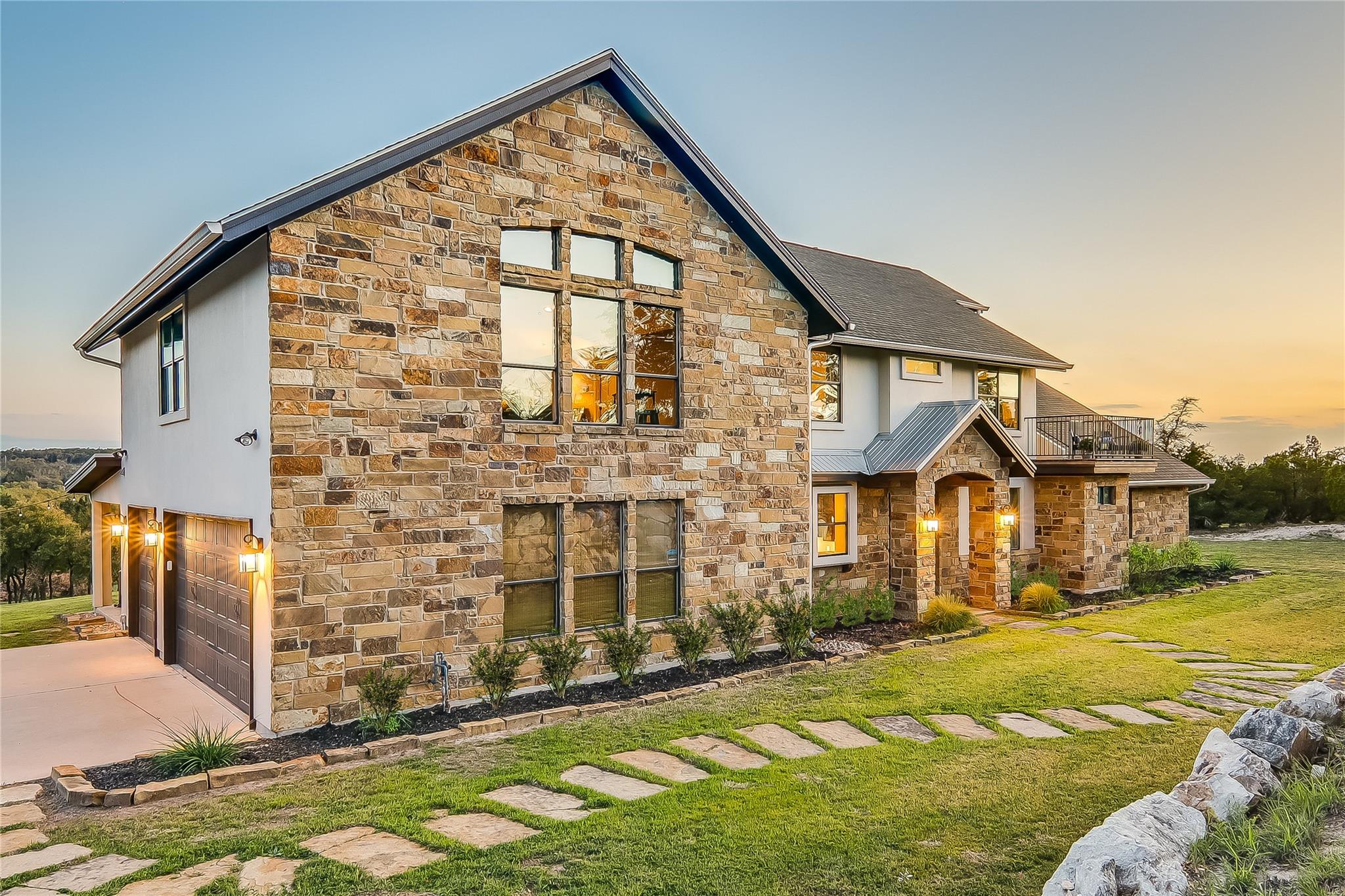 19911 Rancho Cielo Ct, Lago Vista, TX 78645