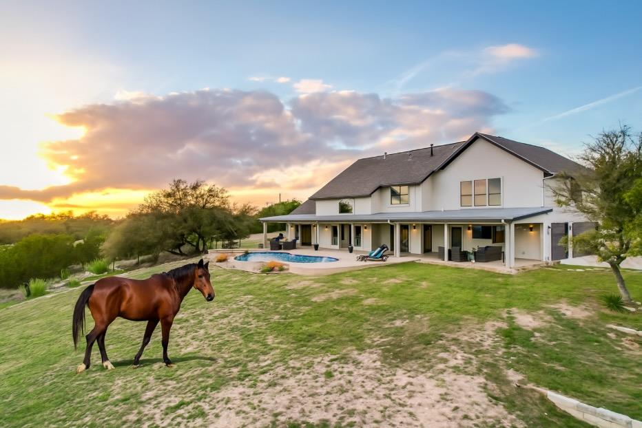 19911 Rancho Cielo Ct, Lago Vista, TX 78645