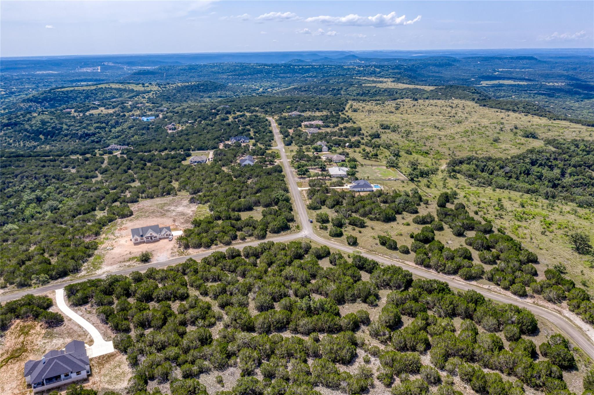 190 Suncrest Trl, Bertram, TX 78605