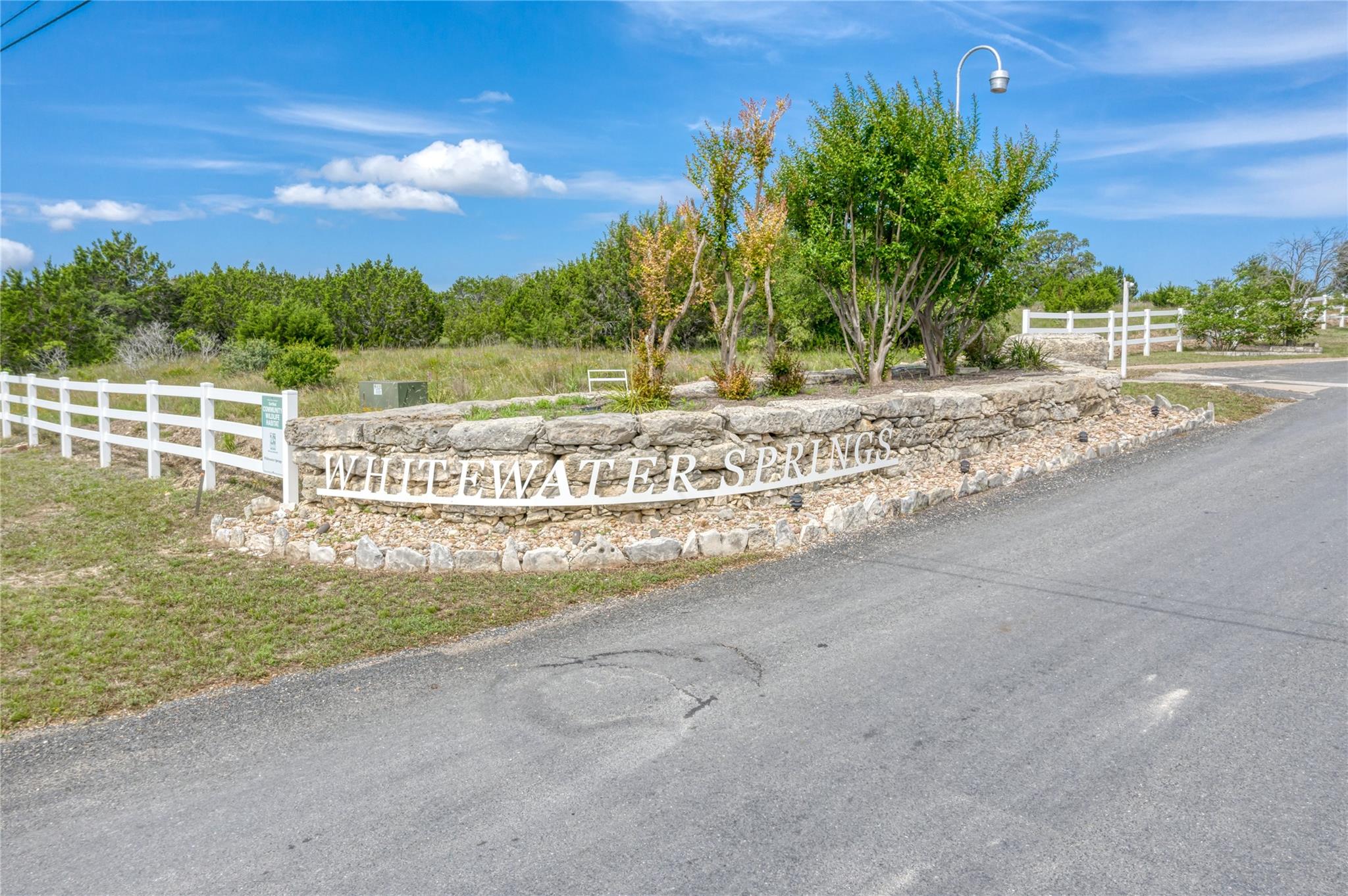 190 Suncrest Trl, Bertram, TX 78605