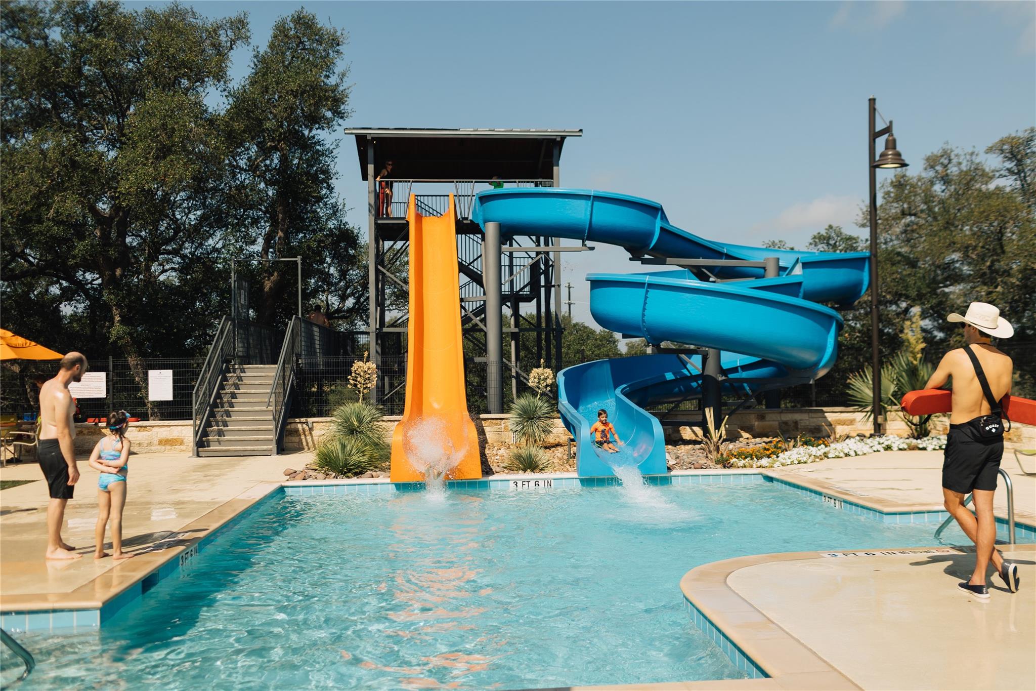 121 La Ventana Dr, Liberty Hill, TX 78642