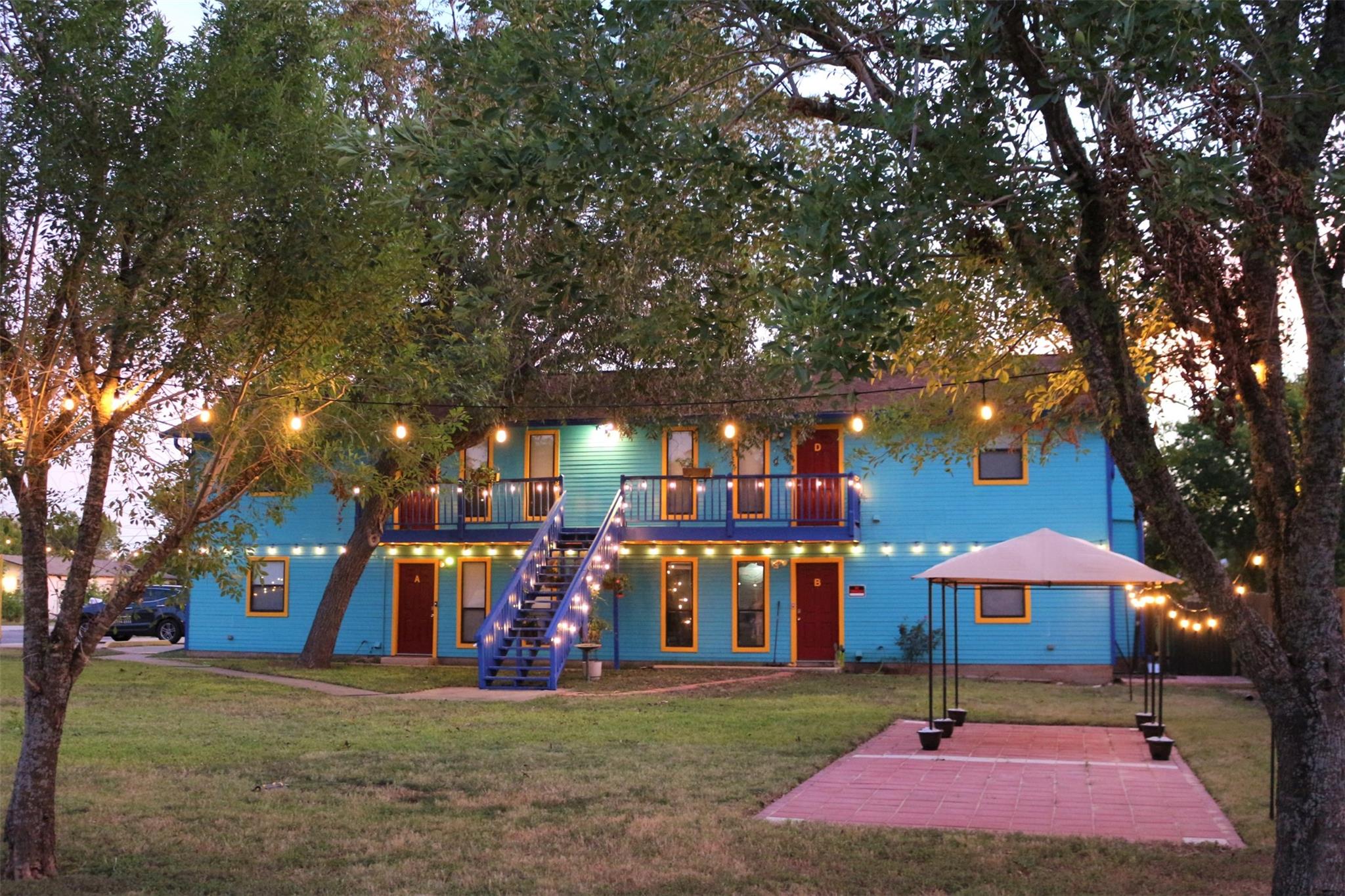 202 W Wheeler St, Manor, TX 78653