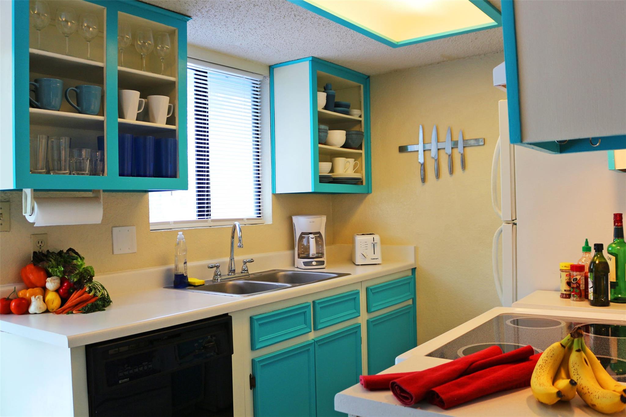 202 W Wheeler St, Manor, TX 78653