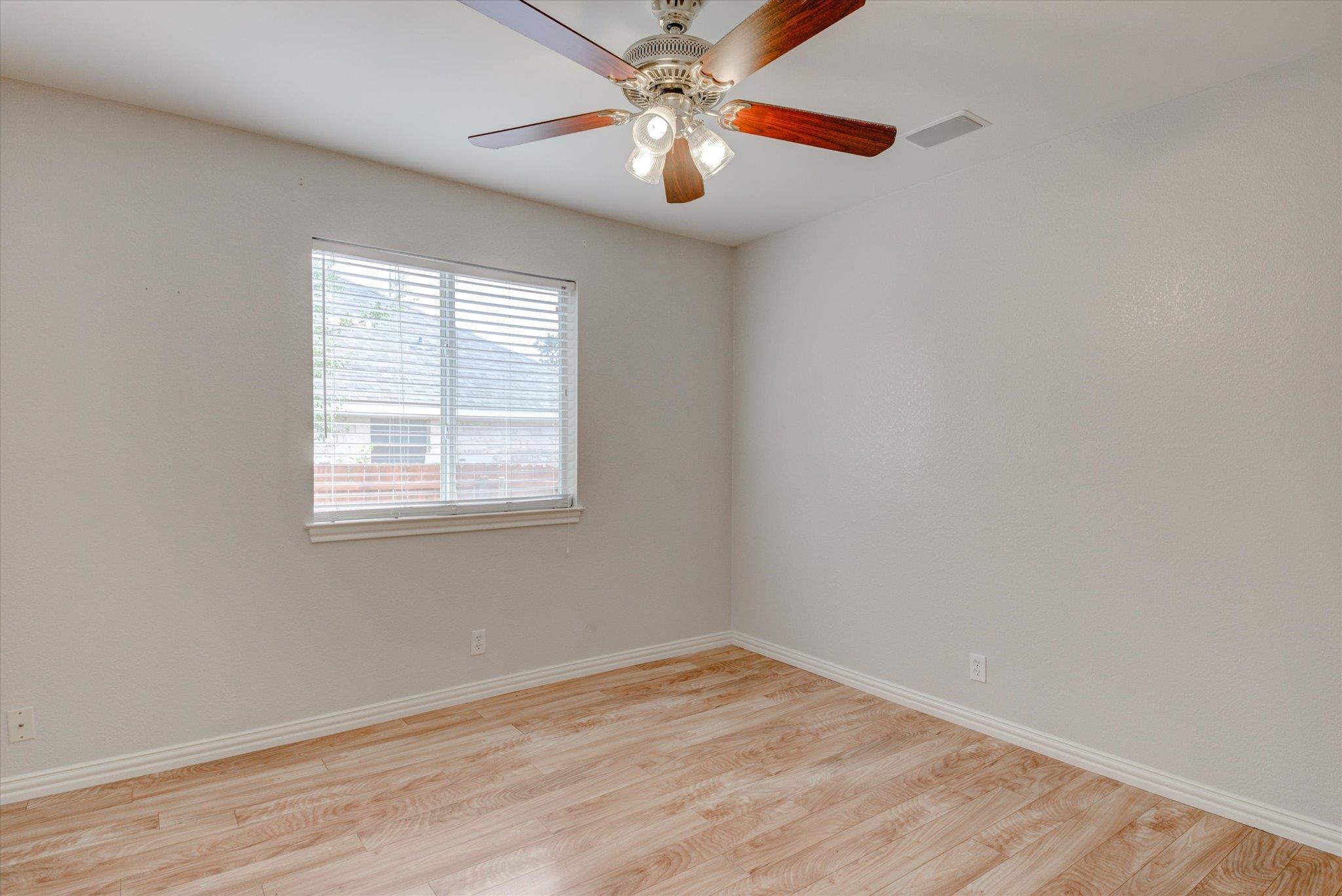 411 Debora Dr, Georgetown, TX 78628