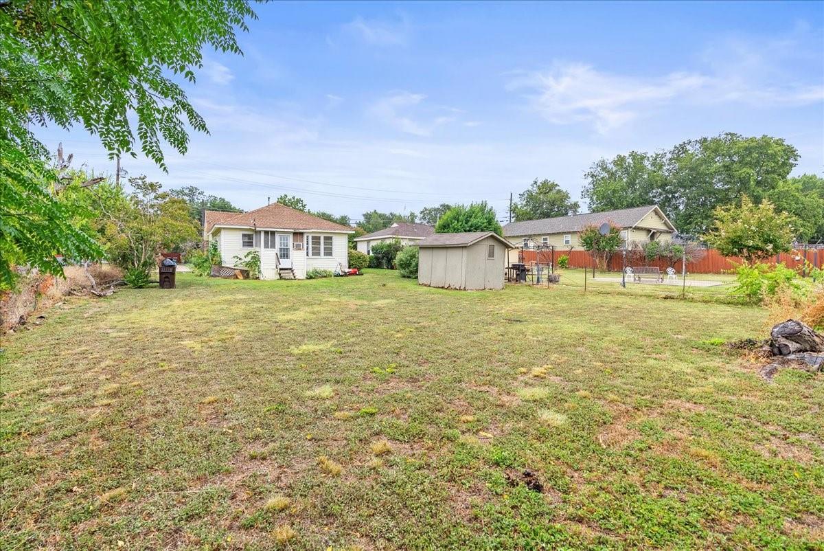 1117 F Ave, Plano, TX 75074