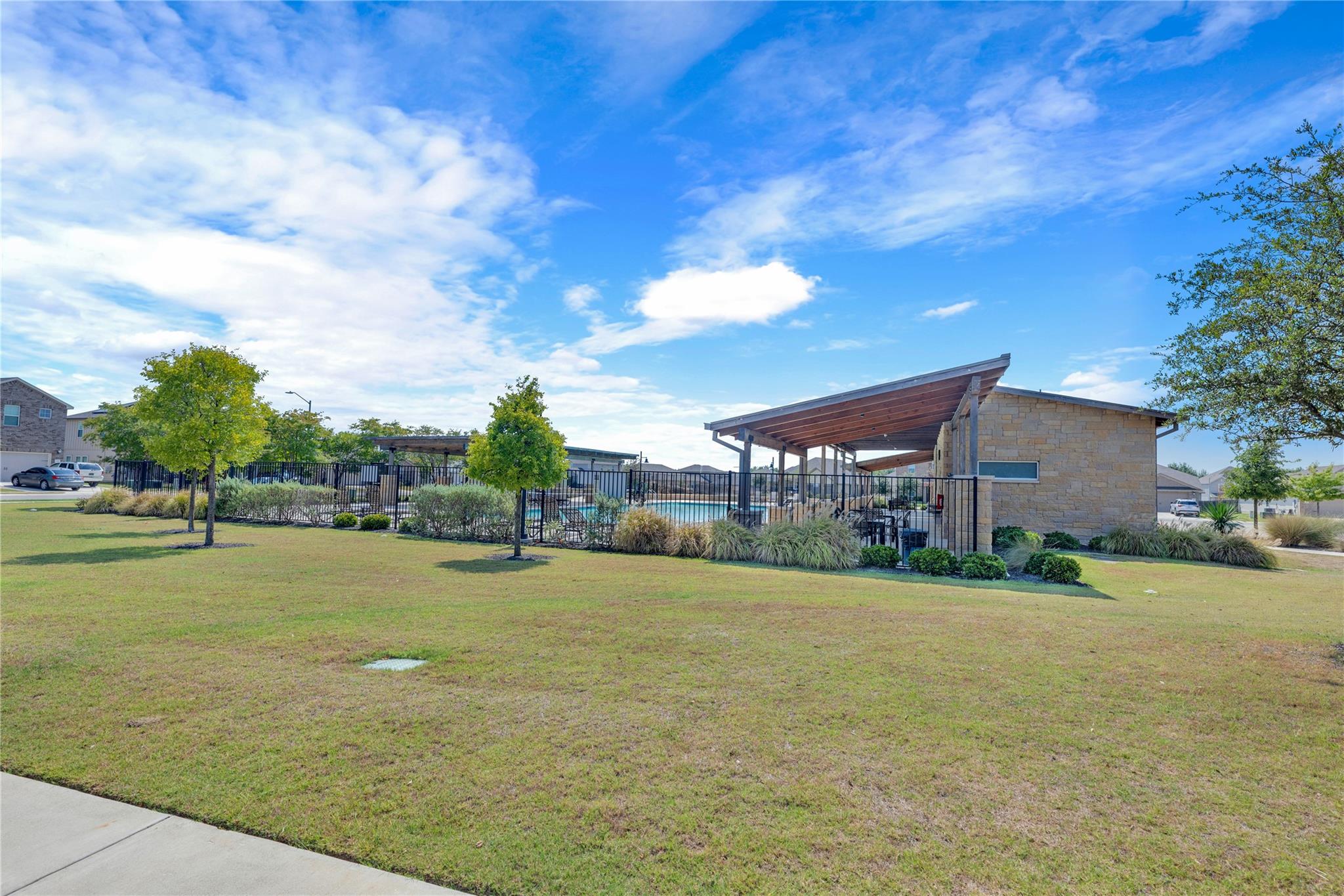 106 Wind Trl, Hutto, TX 78634