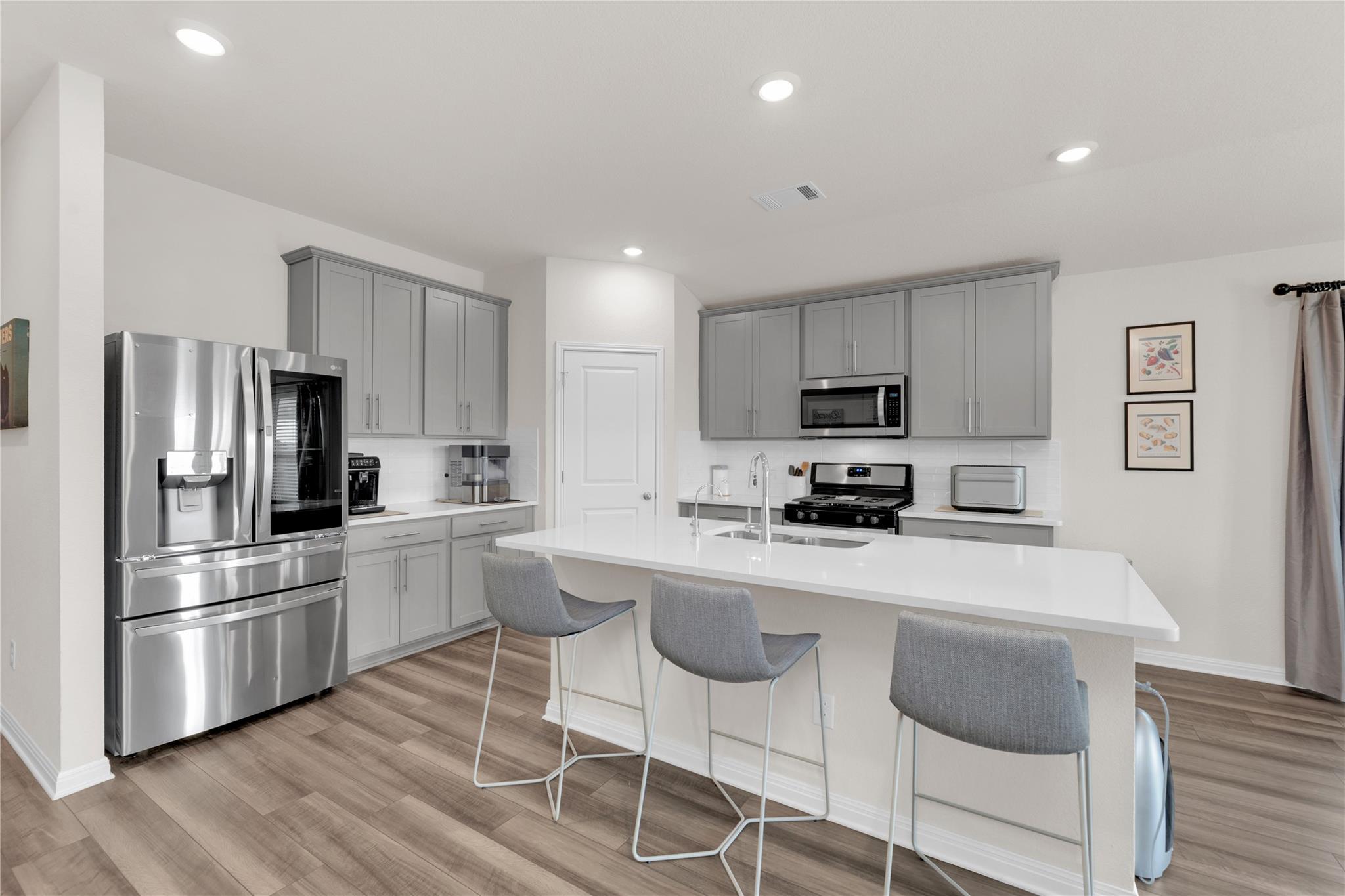 106 Wind Trl, Hutto, TX 78634