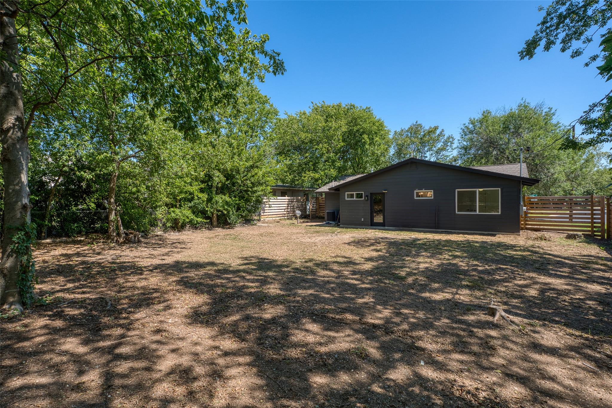 511 Ramble Ln, Austin, TX 78745