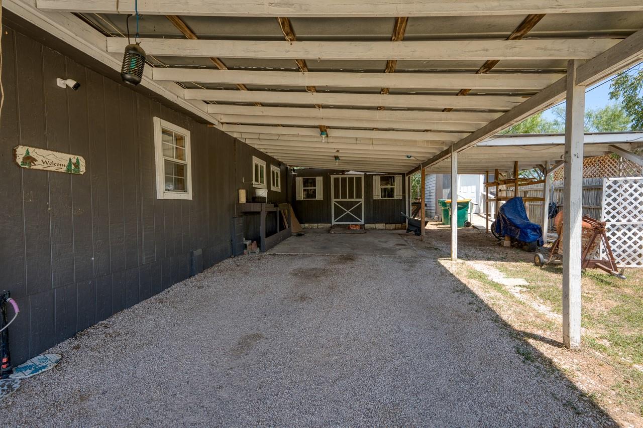 225 E Greencastle, Granite Shoals, TX 78654