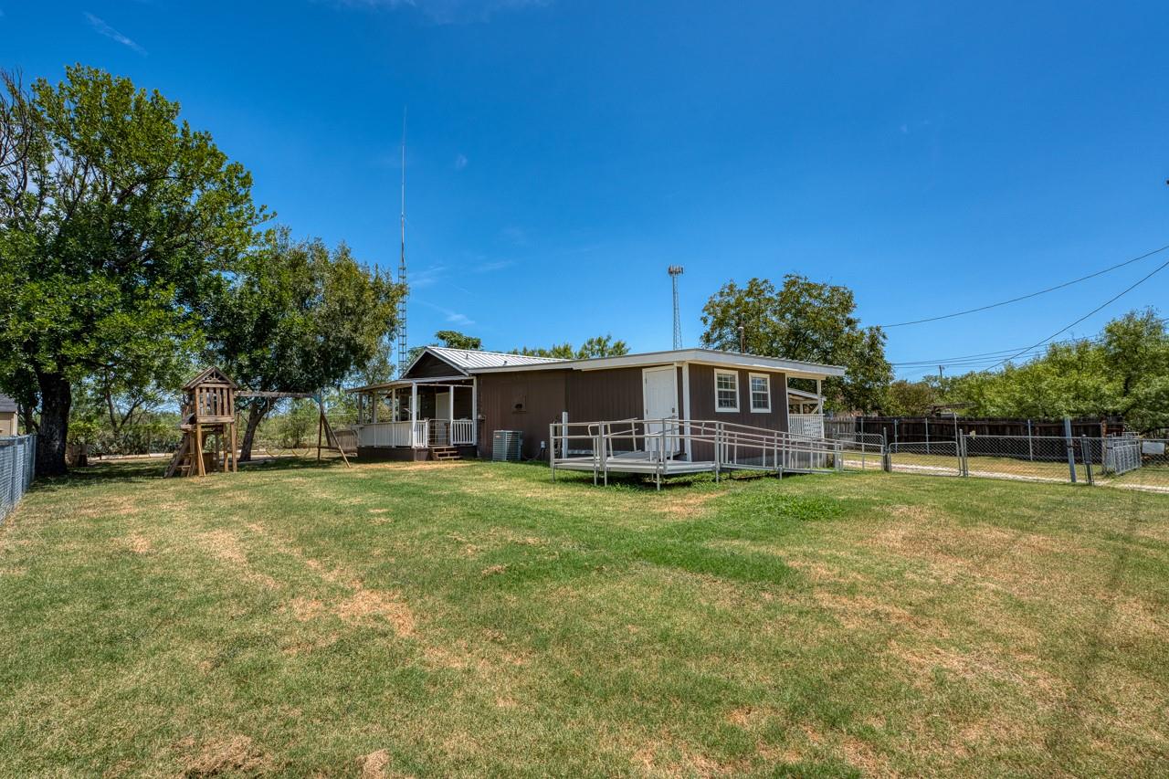 225 E Greencastle, Granite Shoals, TX 78654