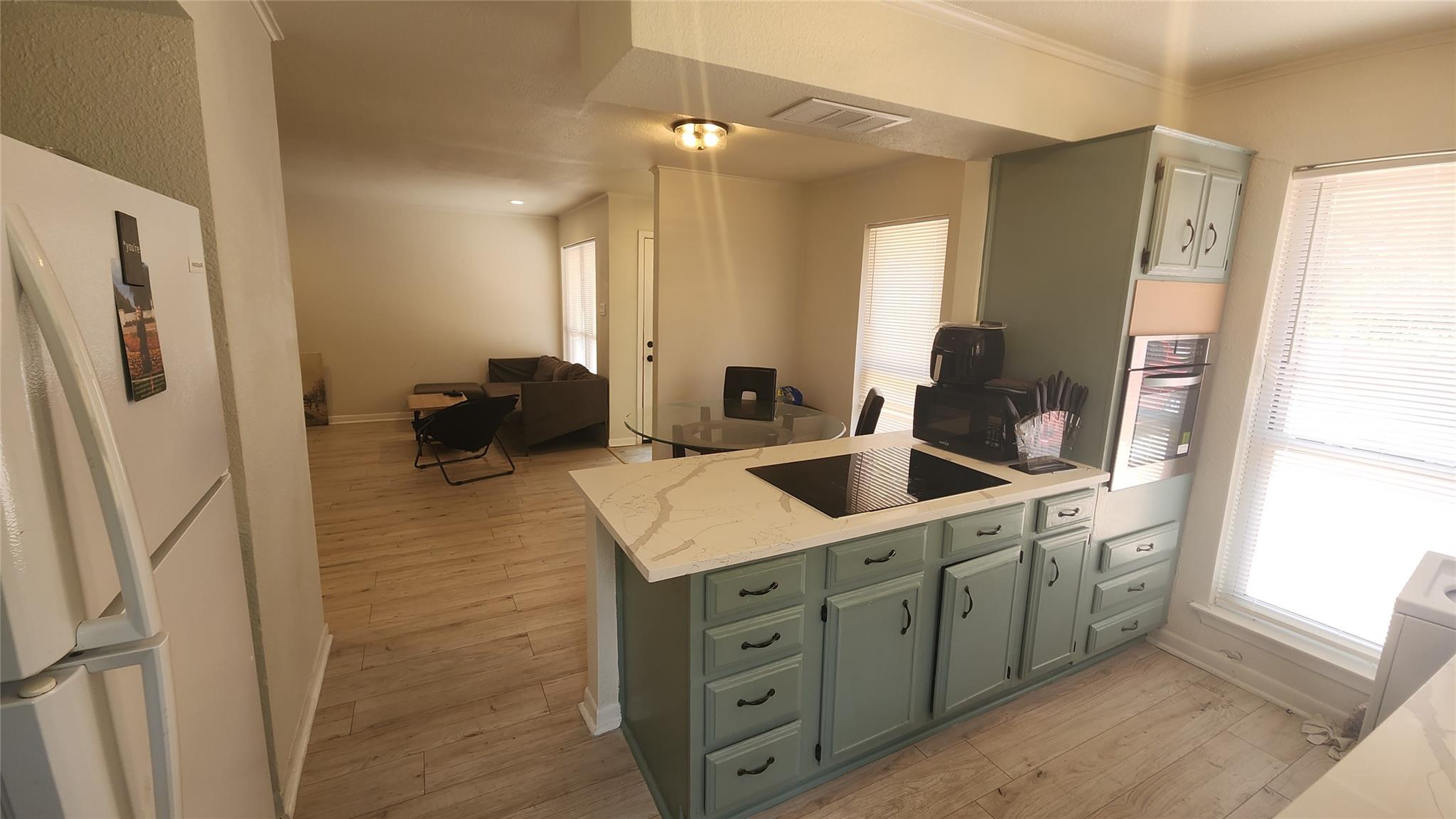 1005 W Martin Luther King Jr Blvd, Austin, TX 78701