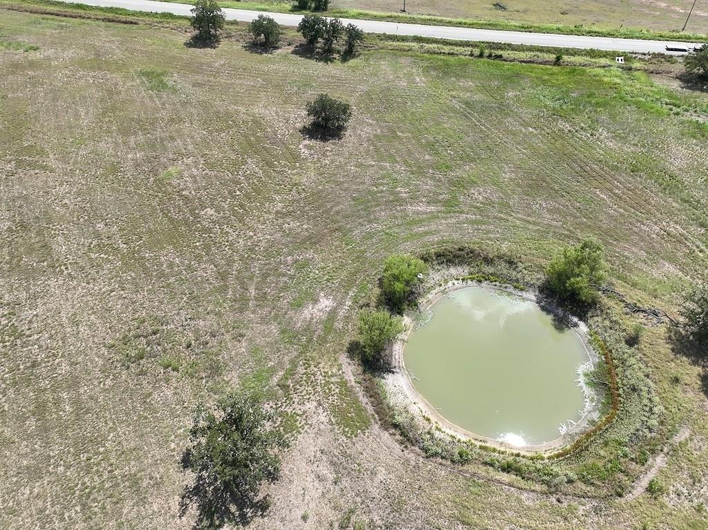 4810 Burke Rd, Flatonia, TX 78941