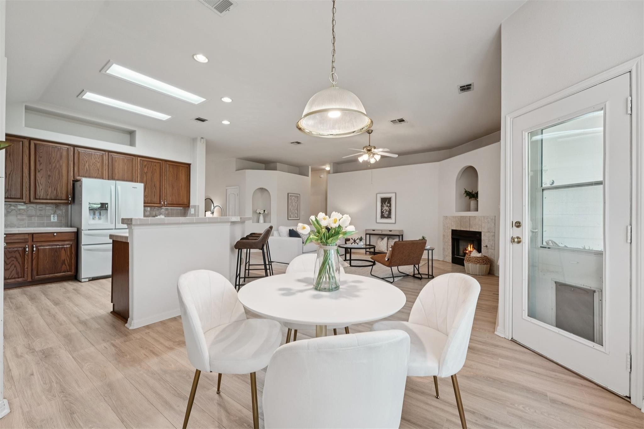 2213 Zoa Dr, Cedar Park, TX 78613