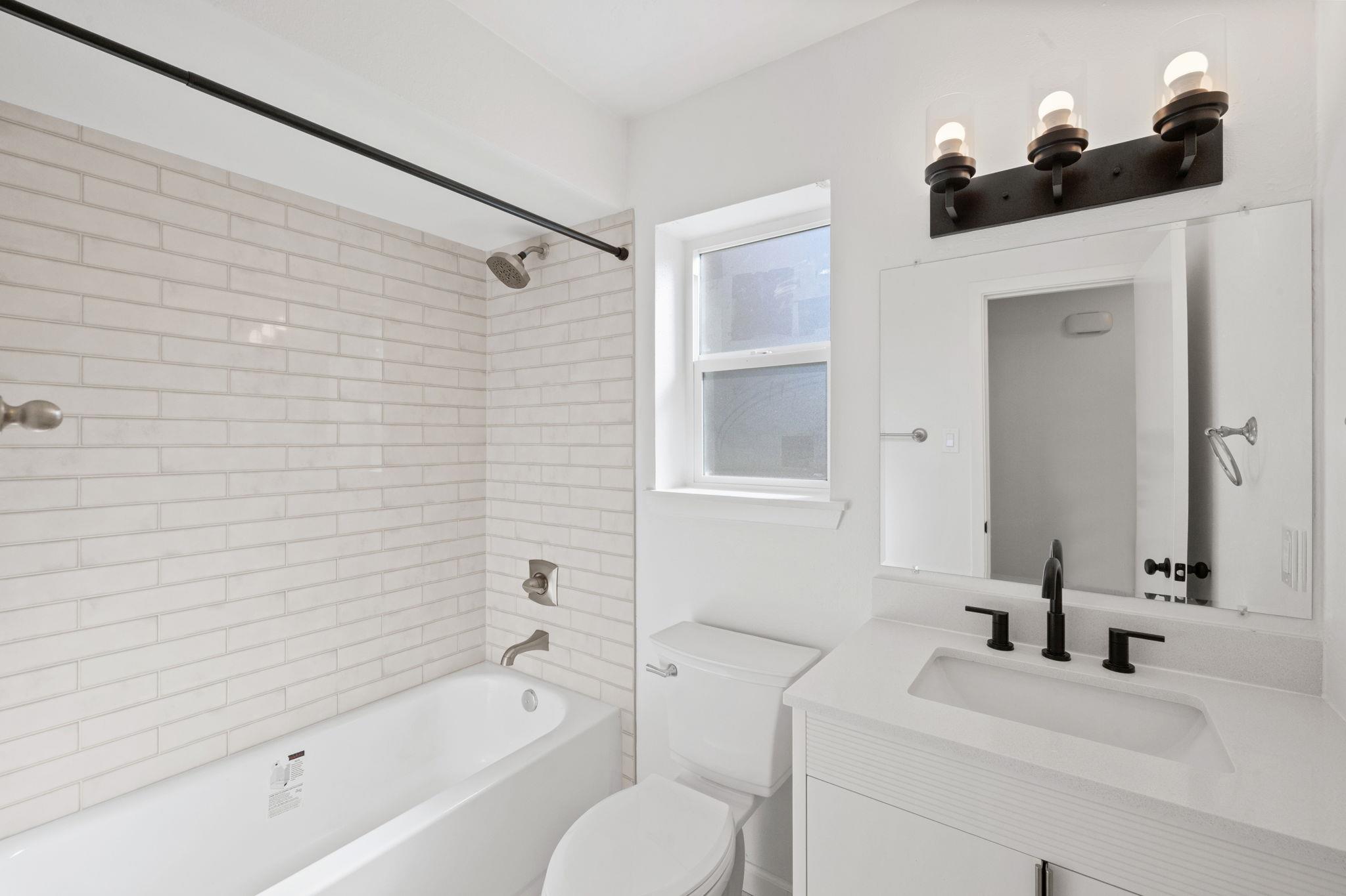 806 E 13th St # 108, Georgetown, TX 78626