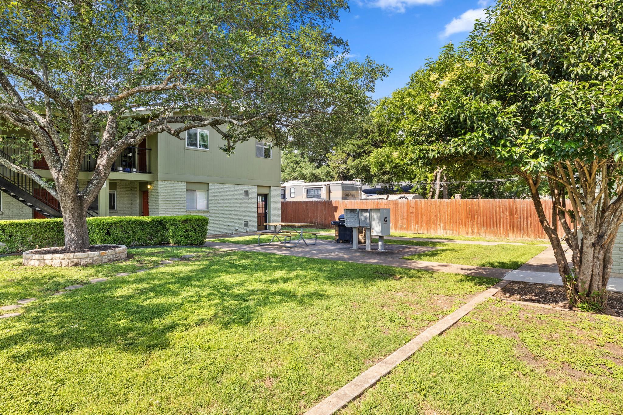 806 E 13th St # 105, Georgetown, TX 78626