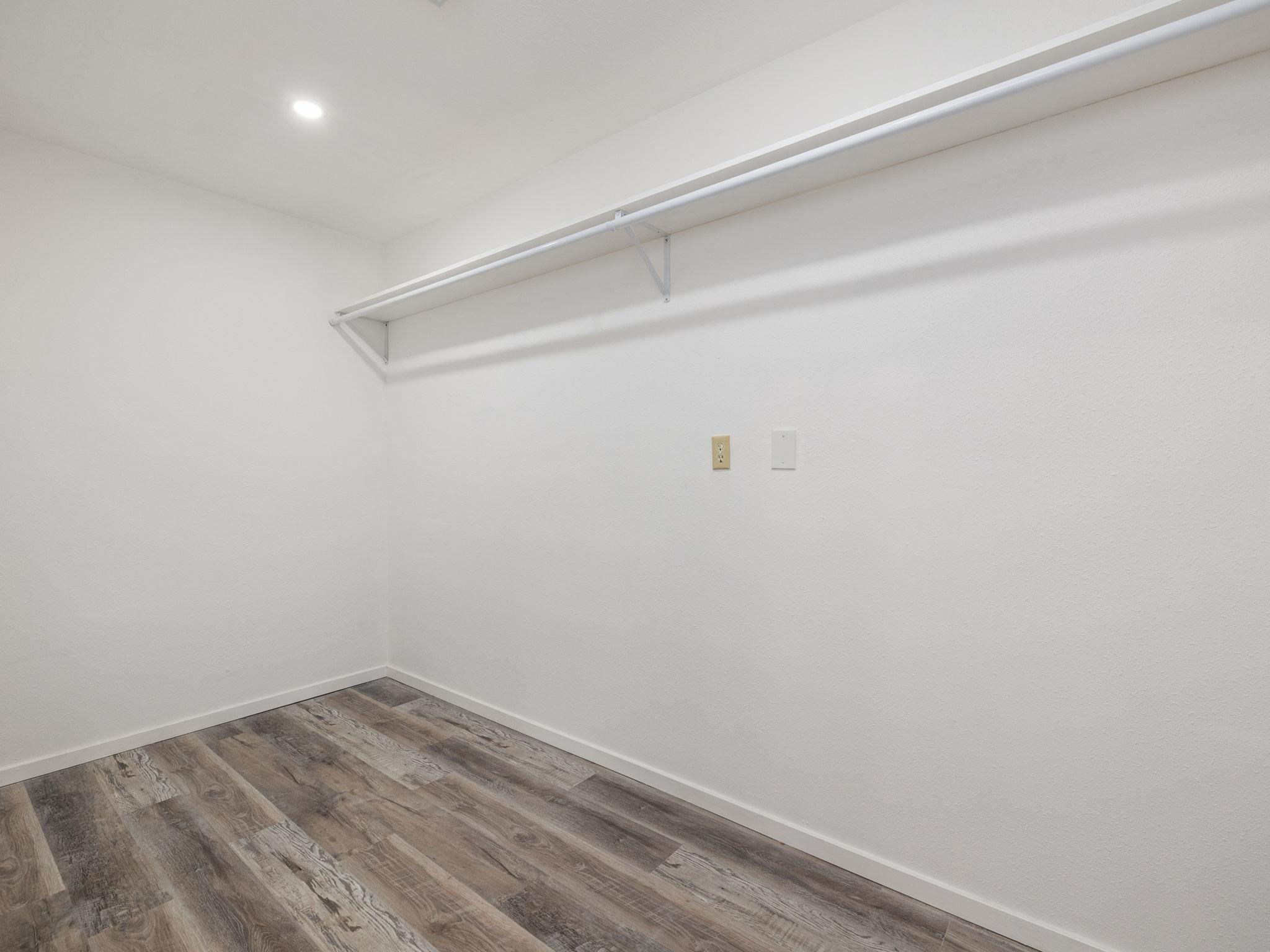 806 Country Club Rd, Georgetown, TX 78628