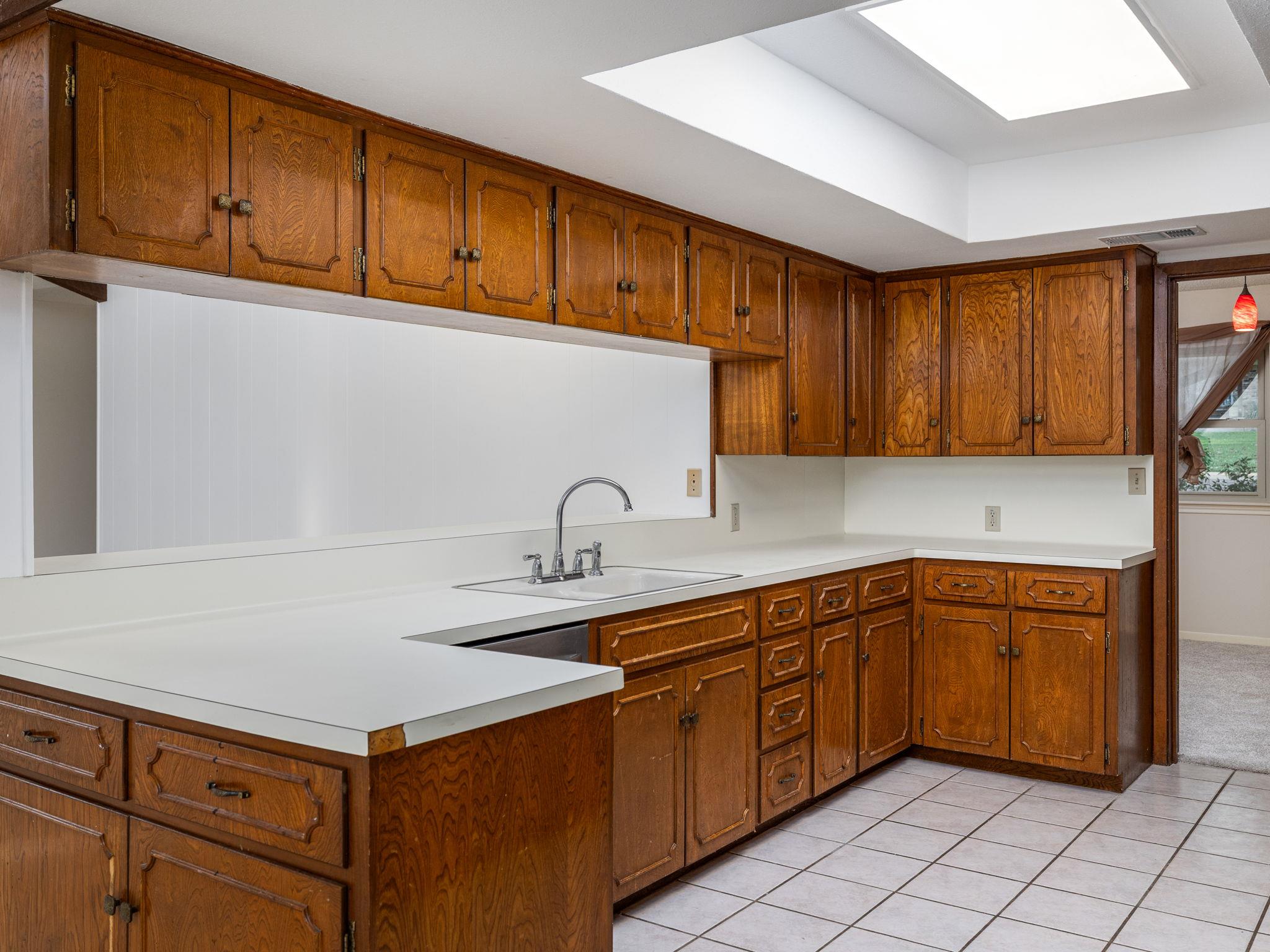 806 Country Club Rd, Georgetown, TX 78628