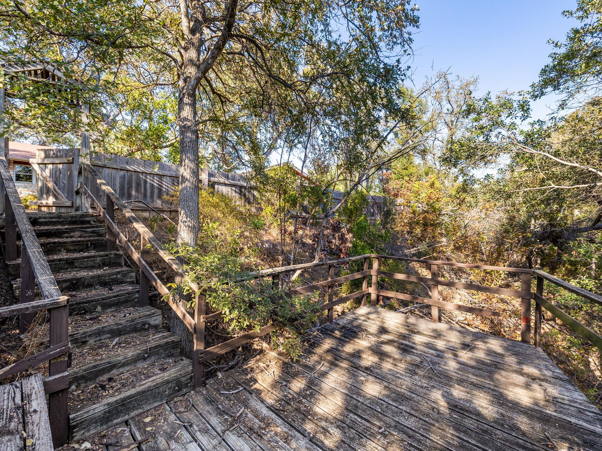 806 Country Club Rd, Georgetown, TX 78628