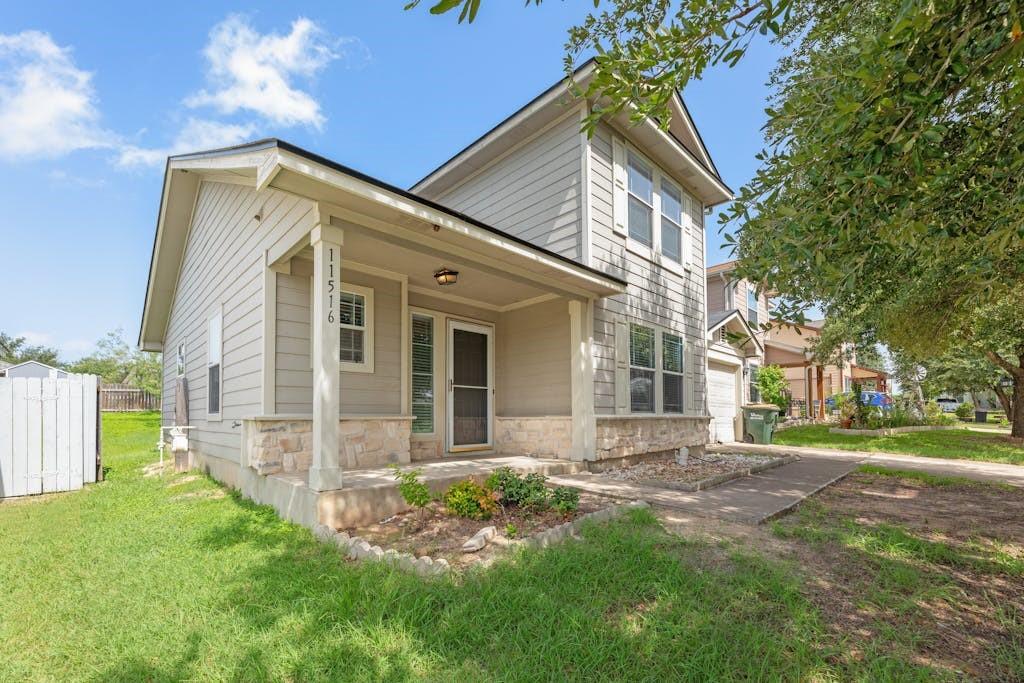 11516 Hungry Horse Dr, Manor, TX 78653