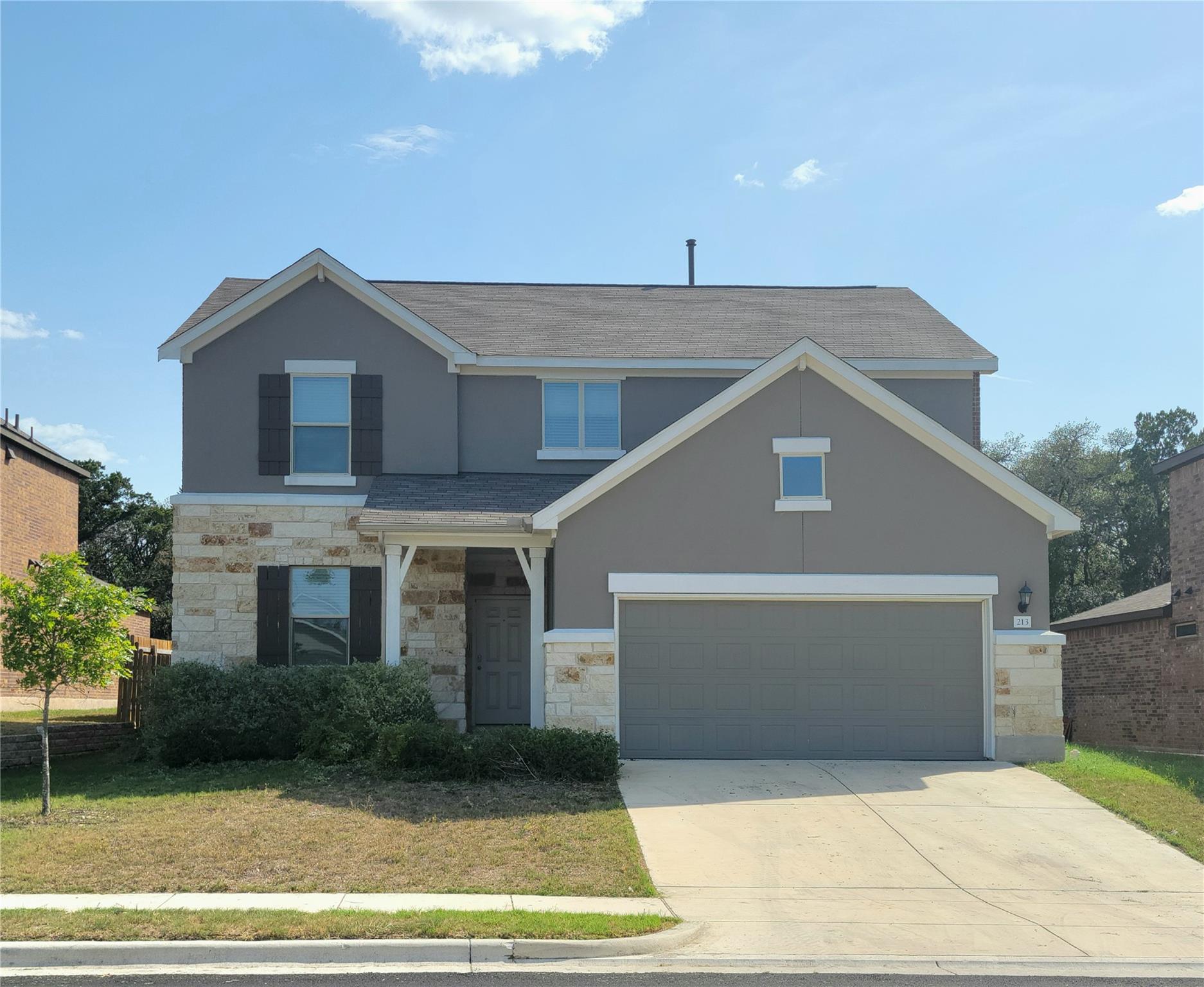 213 Mary Max Cir, San Marcos, TX 78666