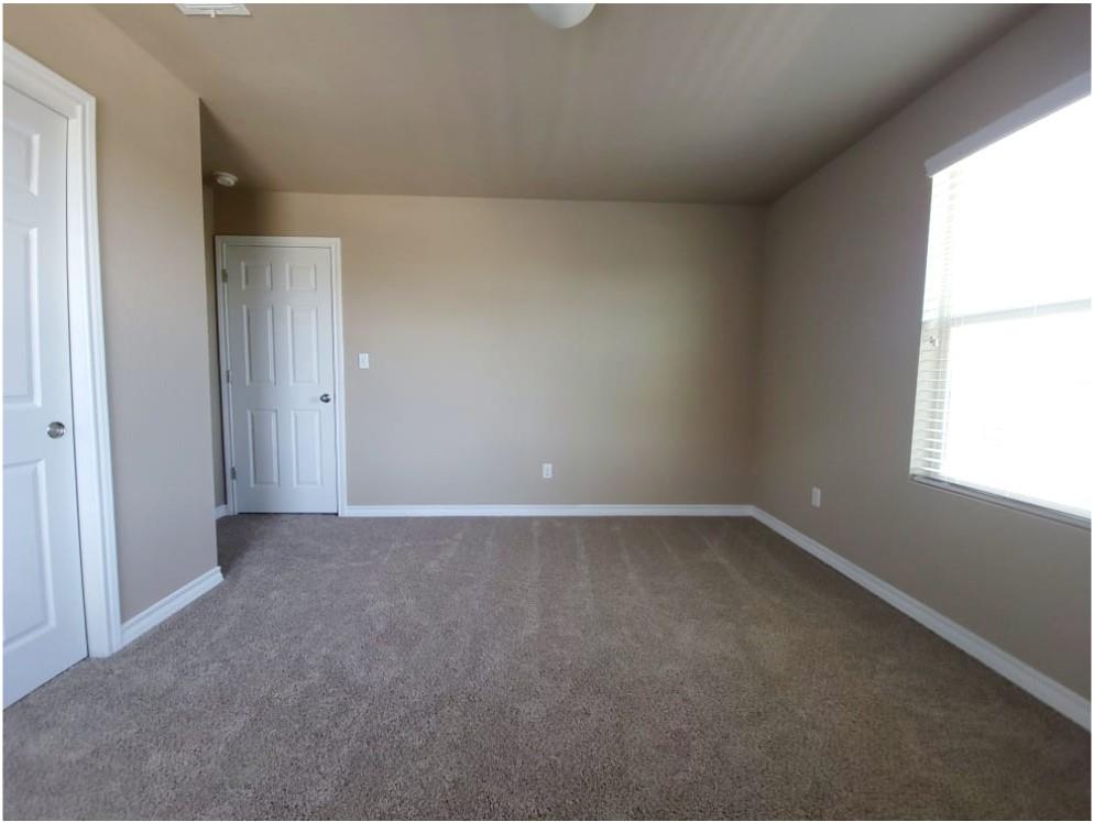 213 Mary Max Cir, San Marcos, TX 78666