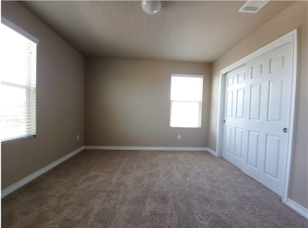 213 Mary Max Cir, San Marcos, TX 78666