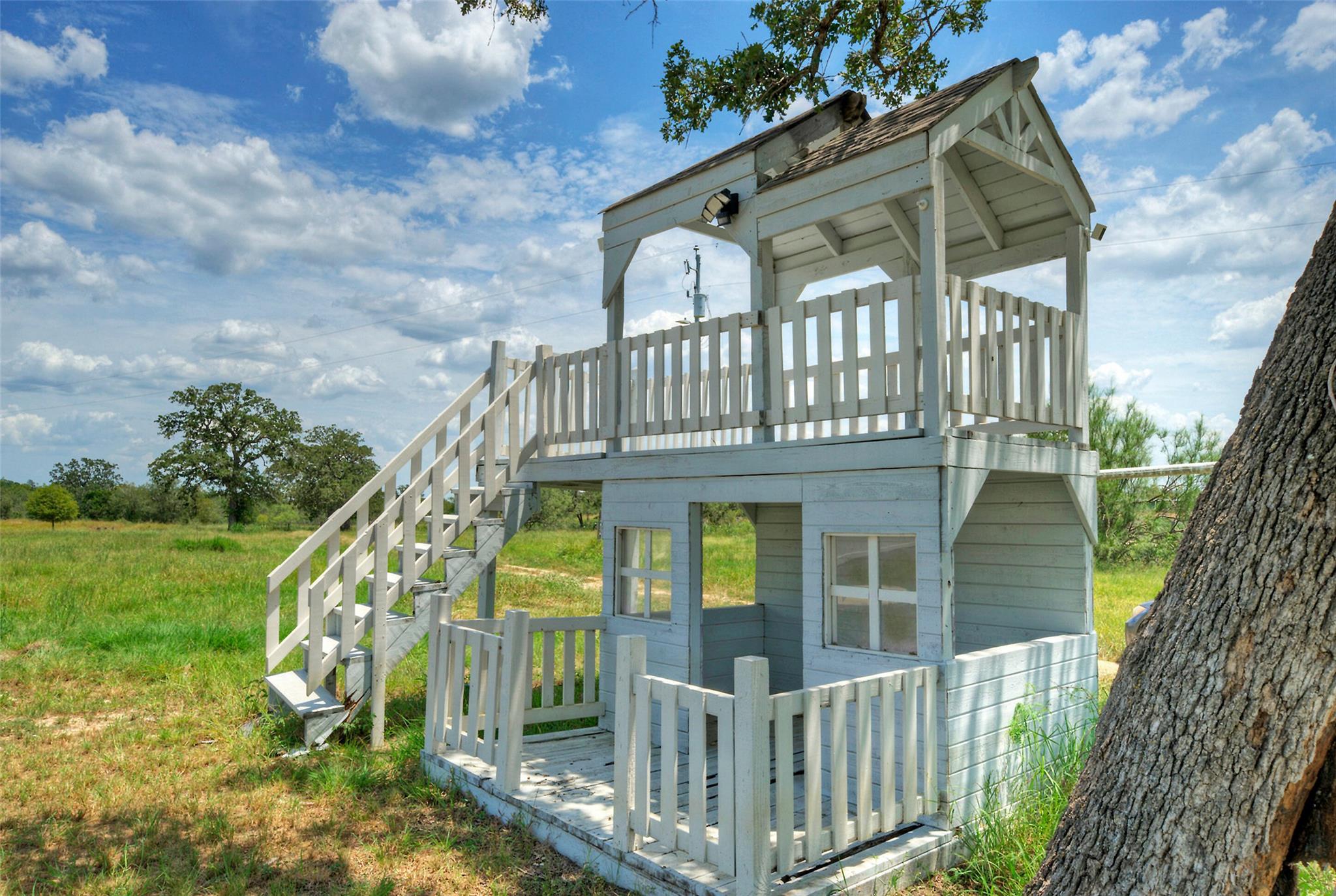 000 Patterson Ave, Flatonia, TX 78941