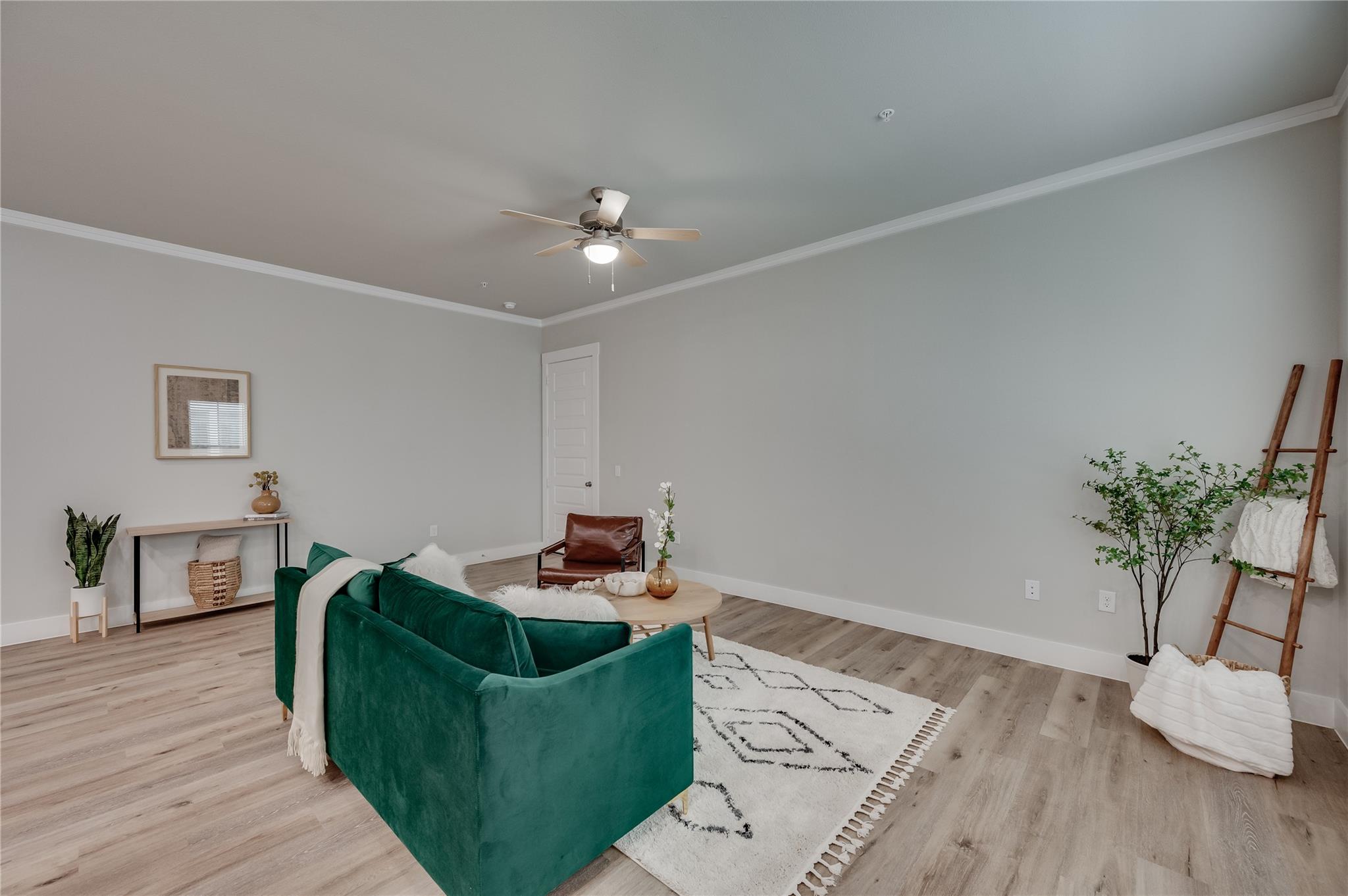 865 Limmer Loop # 609, Hutto, TX 78634