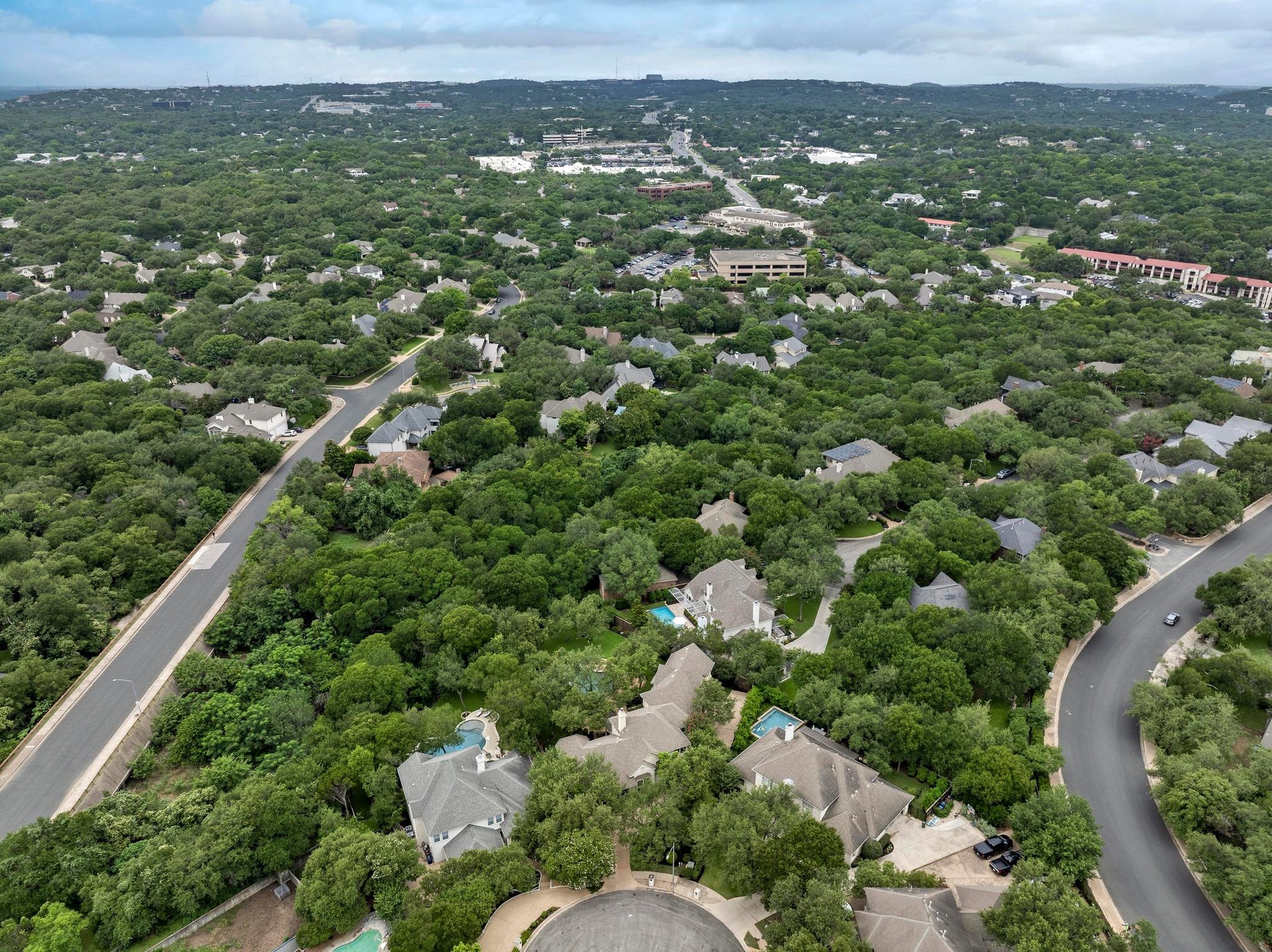 2704 Regents Park, Austin, TX 78746