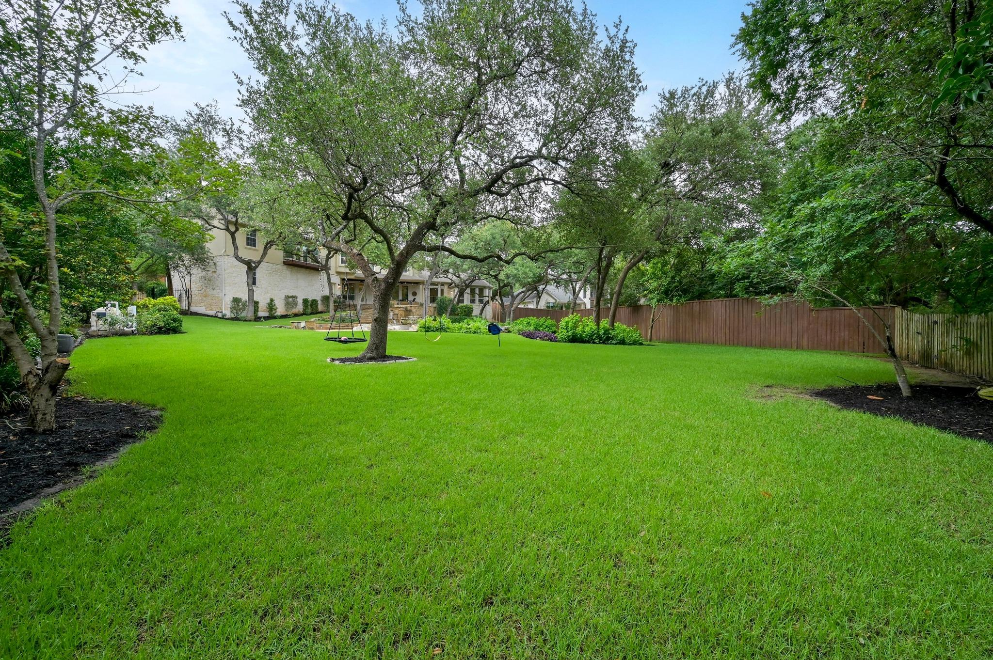 2704 Regents Park, Austin, TX 78746