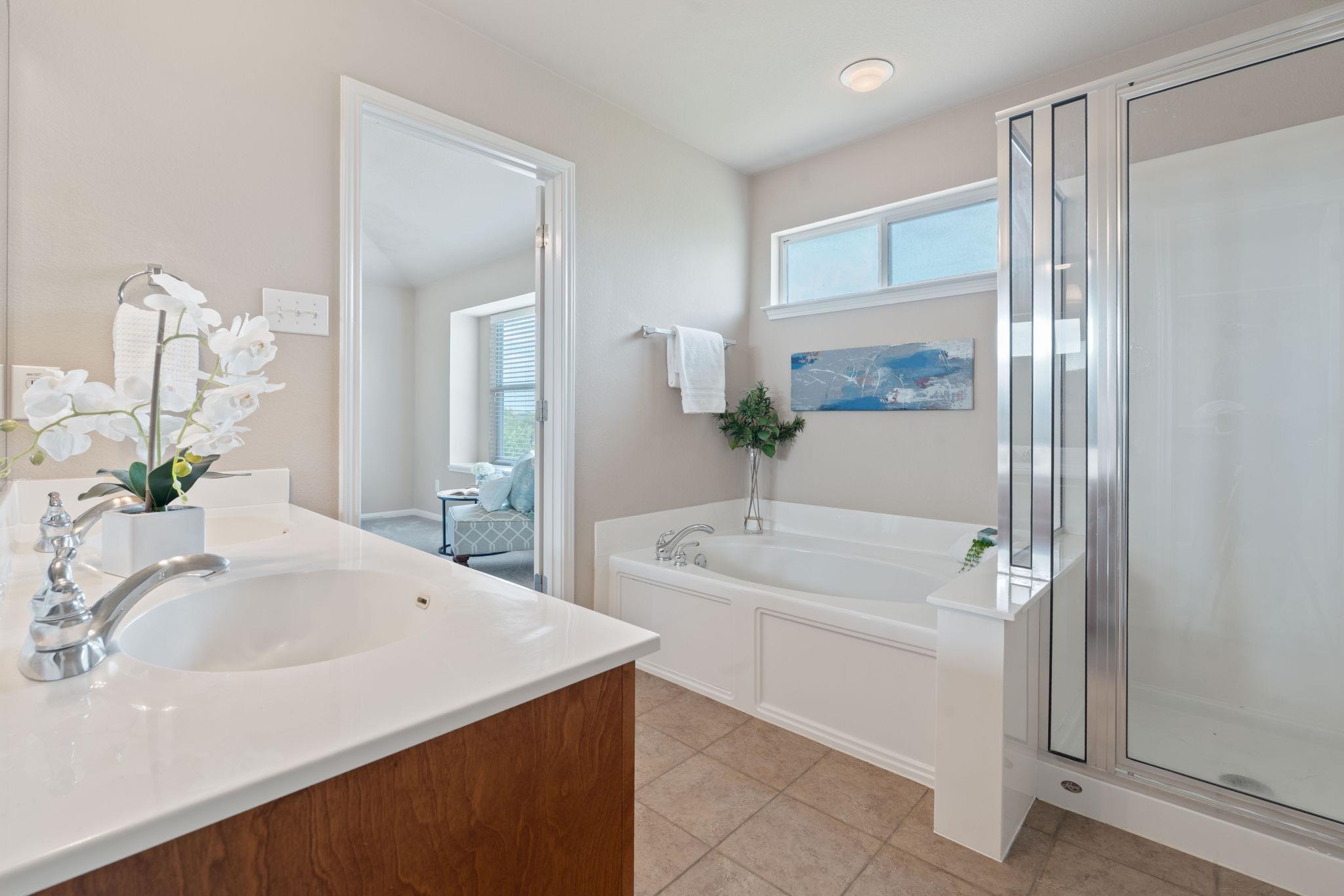 203 Tulip Trail Bnd, Cedar Park, TX 78613