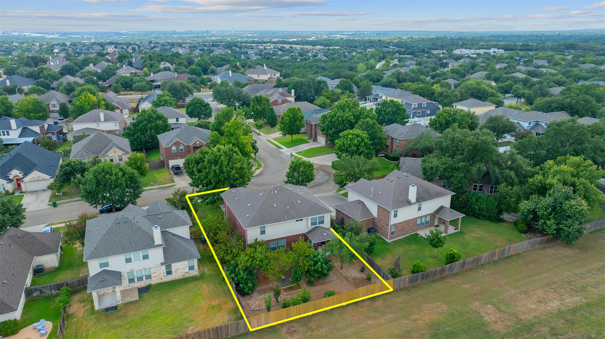 203 Tulip Trail Bnd, Cedar Park, TX 78613