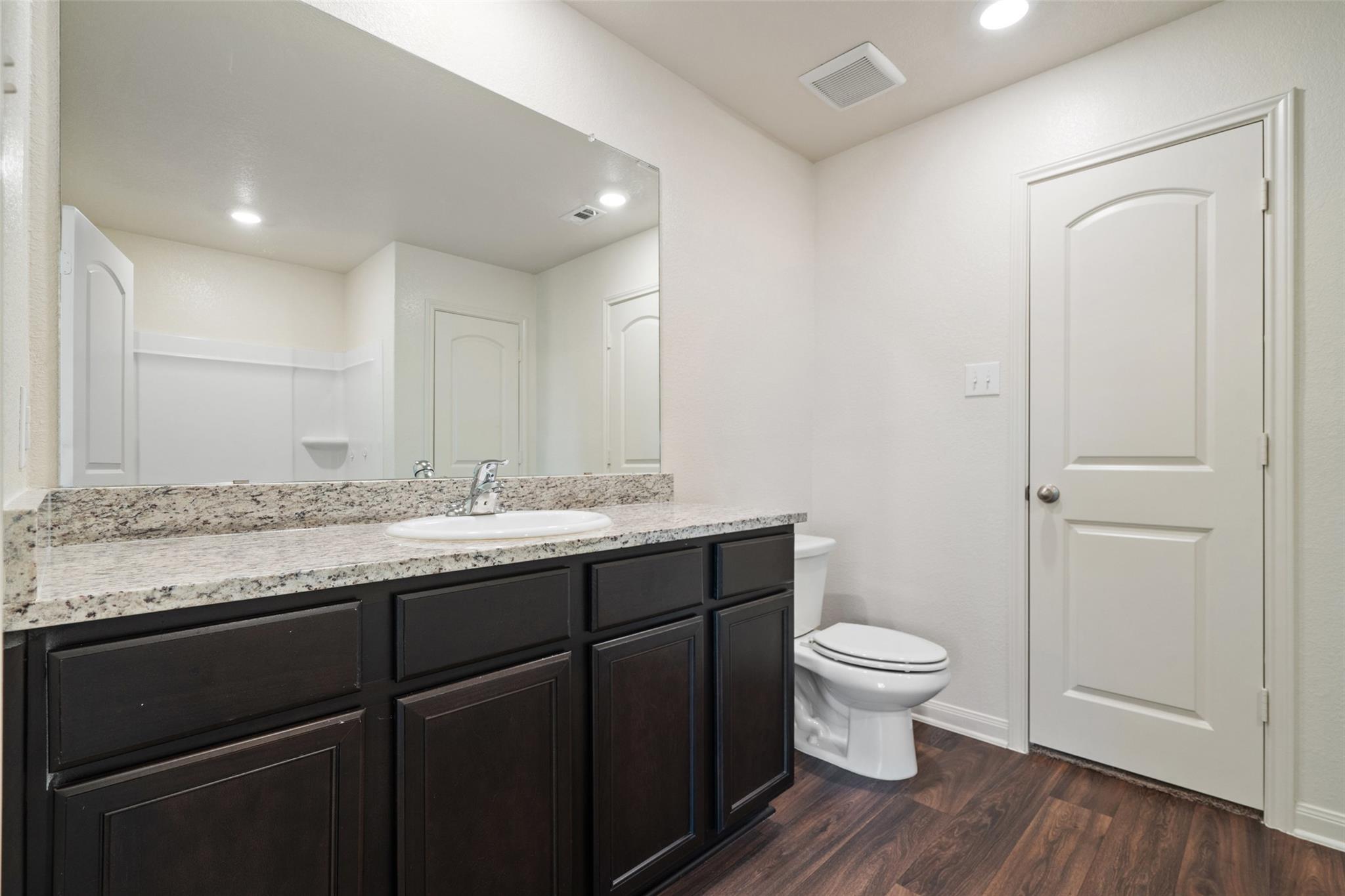 1492 Amy Dr, Kyle, TX 78640