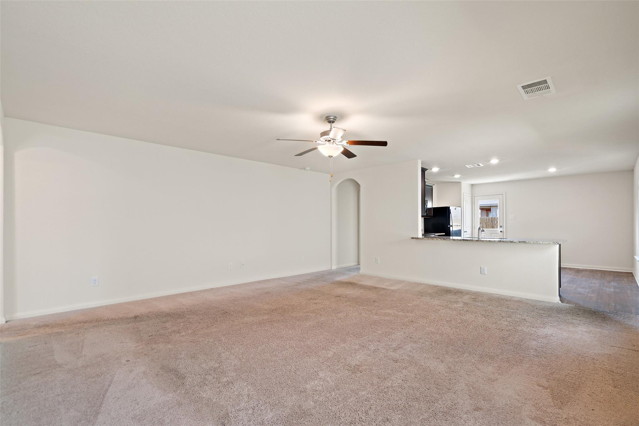 1492 Amy Dr, Kyle, TX 78640