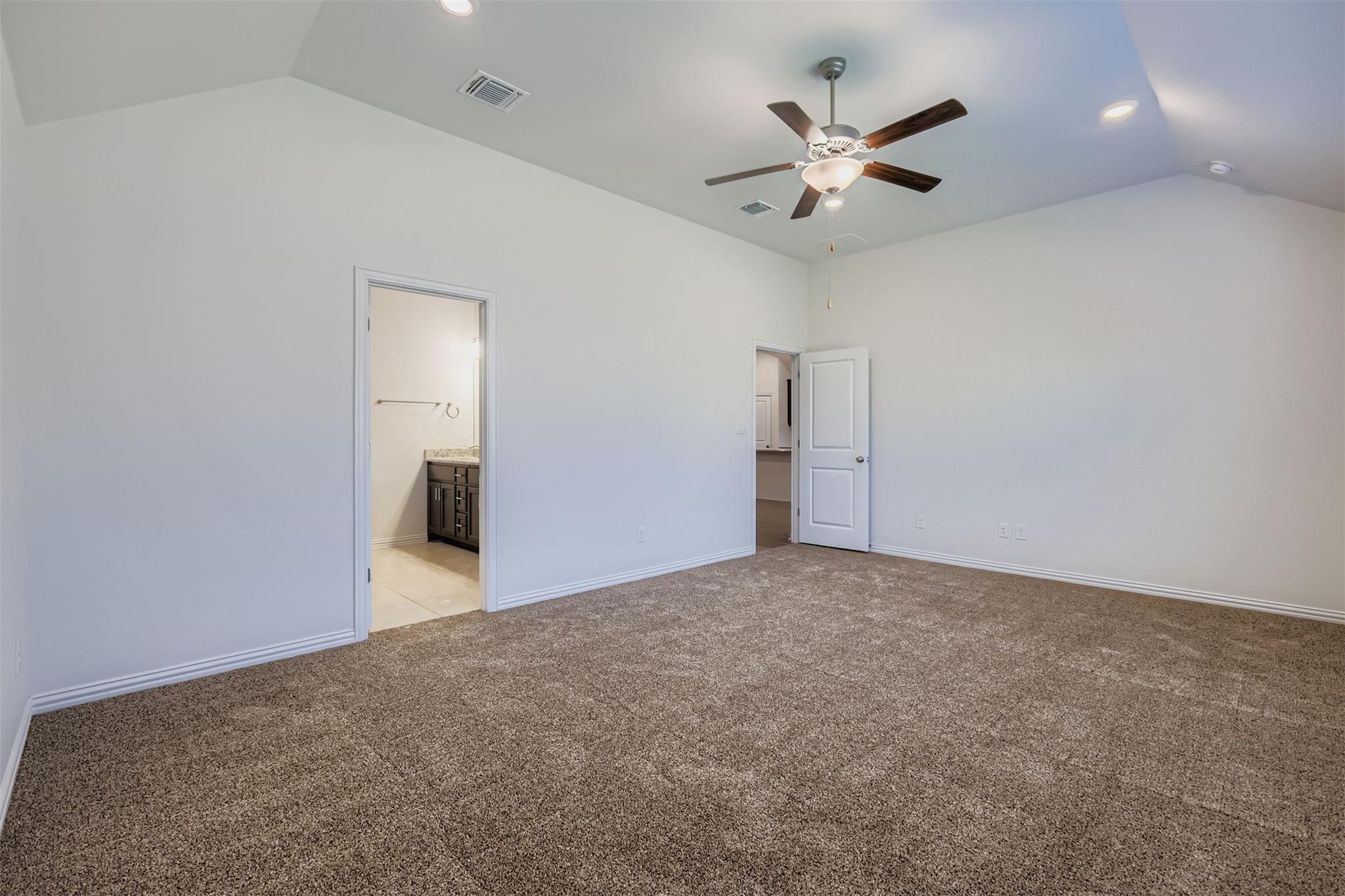 154 Eagle Ford Dr, Kyle, TX 78640