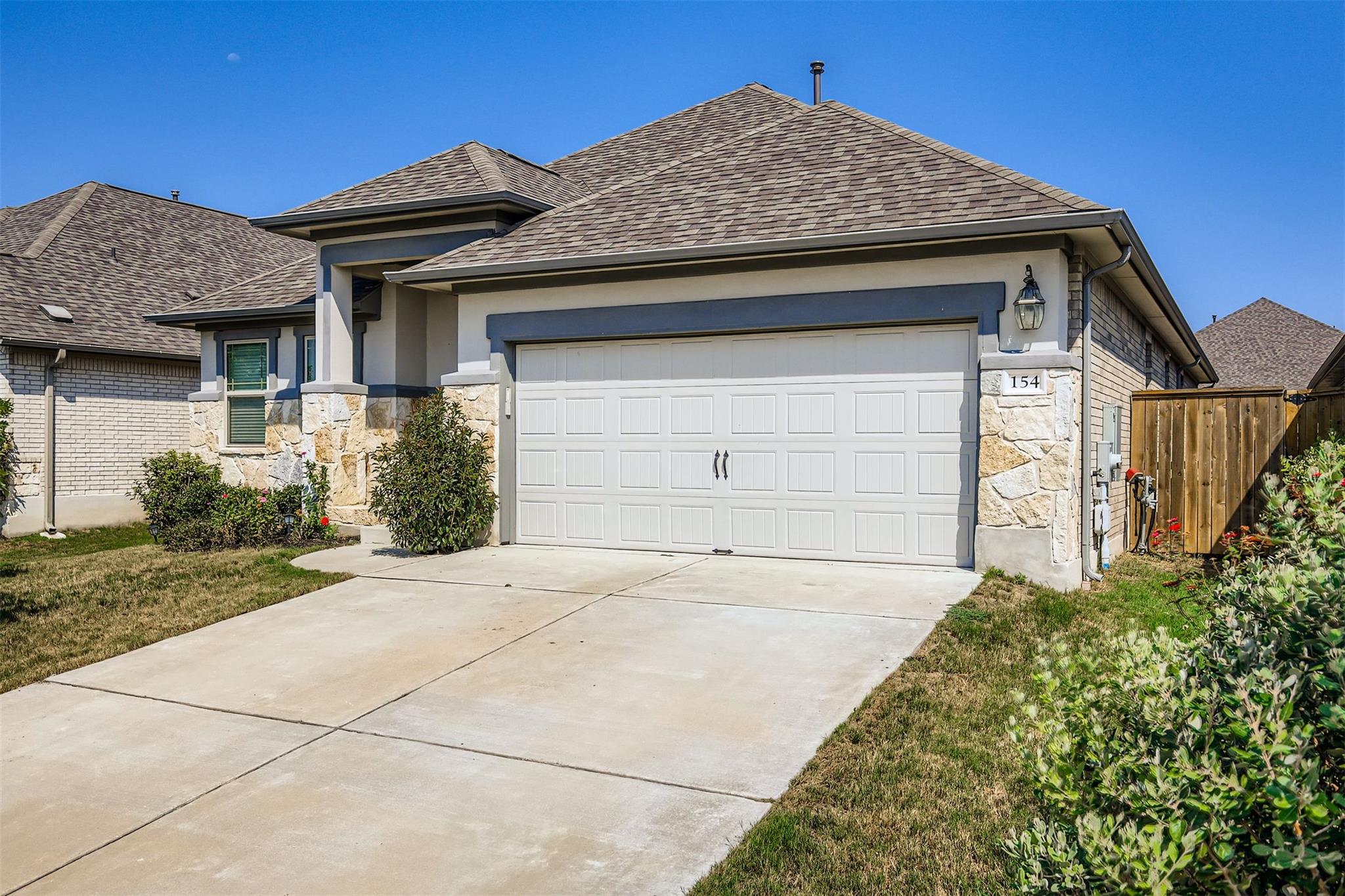 154 Eagle Ford Dr, Kyle, TX 78640