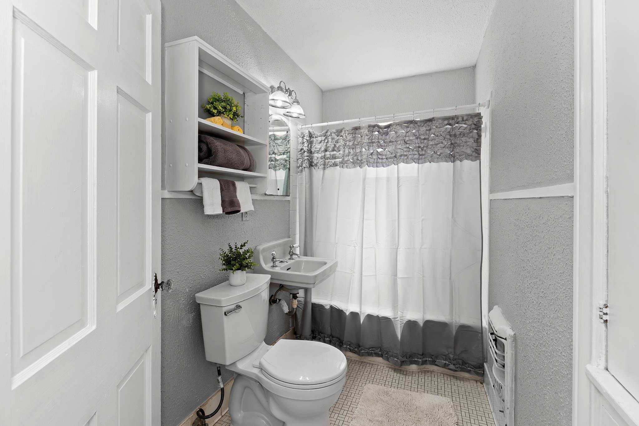 703 E 47th St, Austin, TX 78751