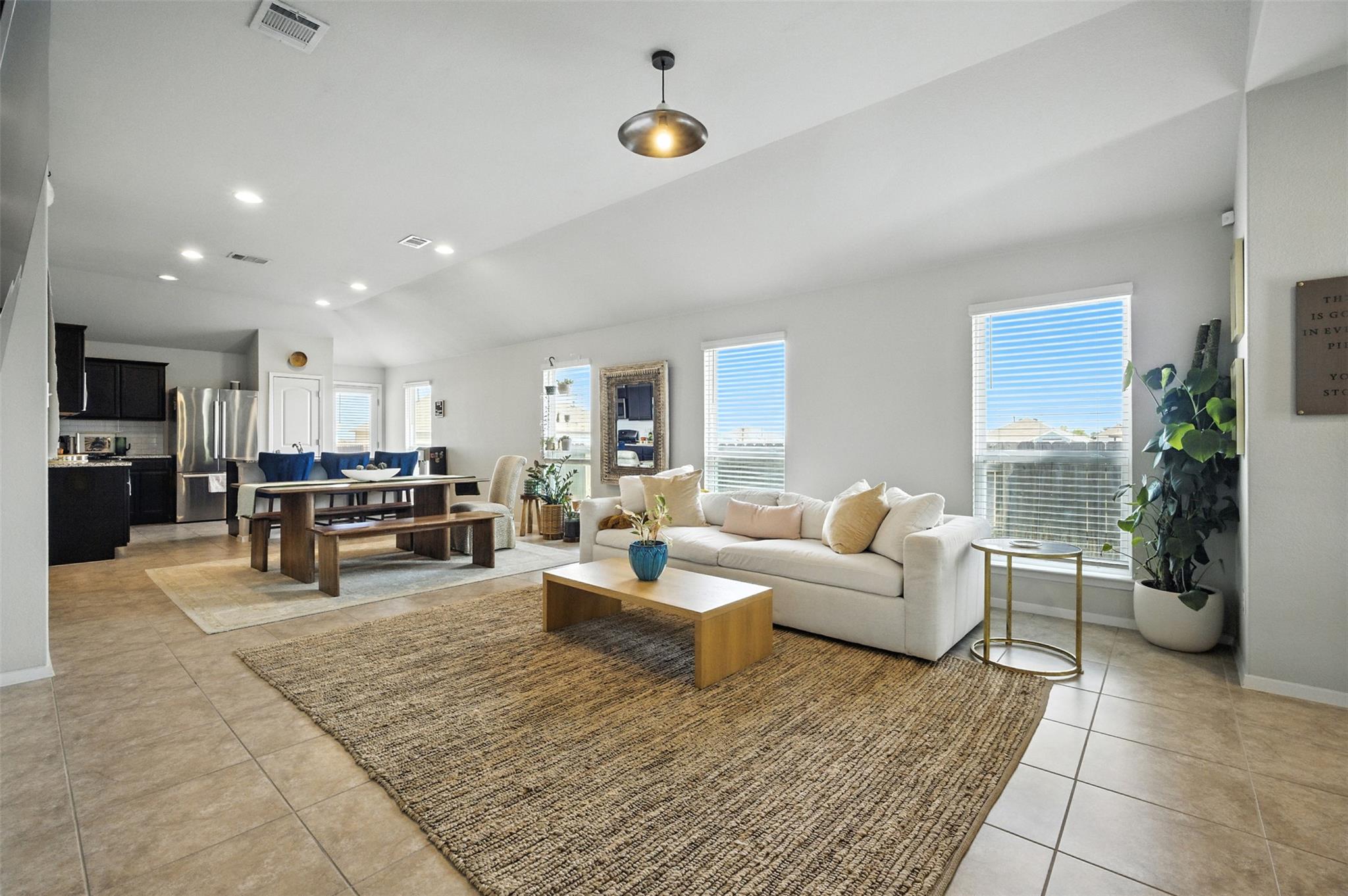 11616 Lago De Garda Dr, Austin, TX 78747