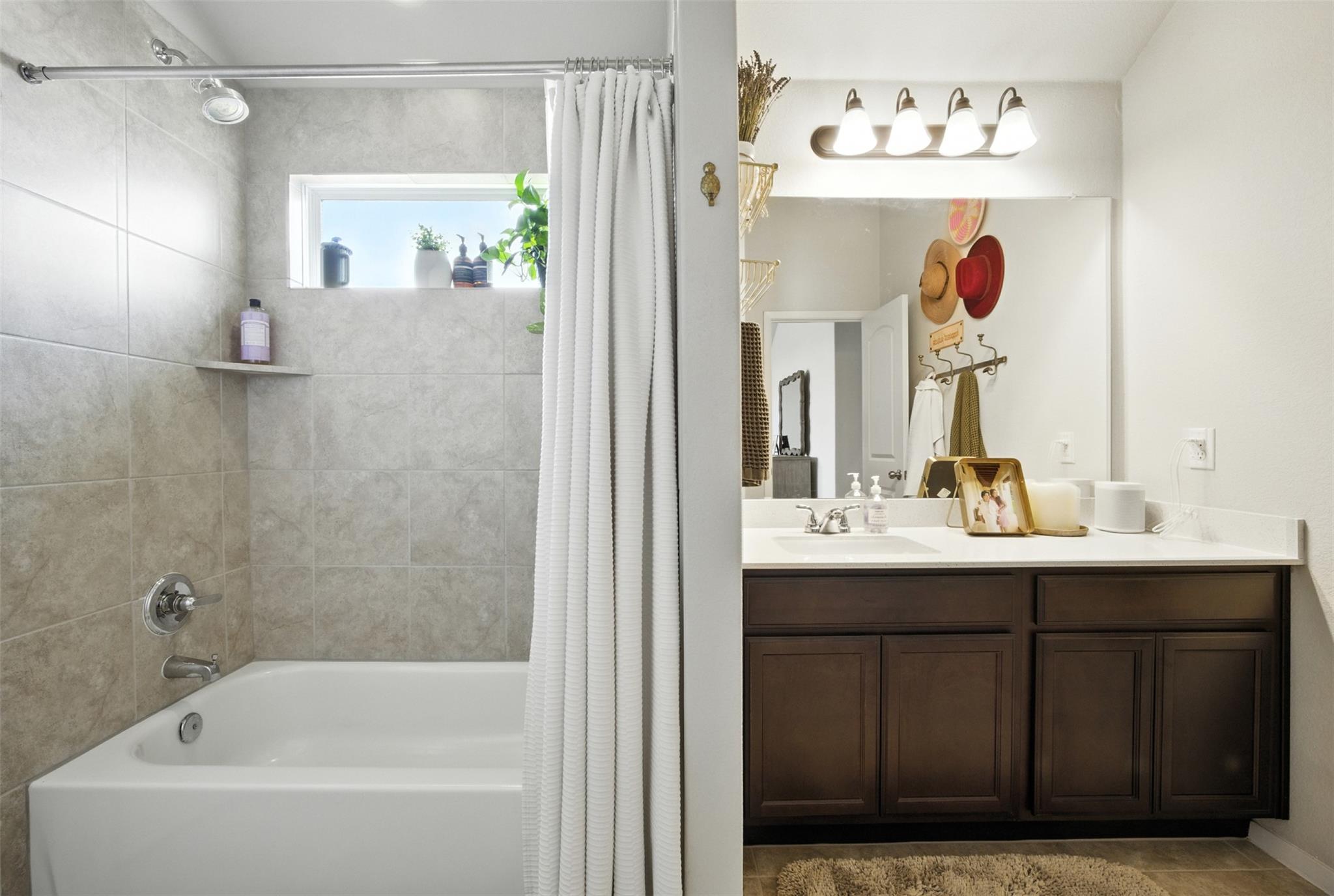 11616 Lago De Garda Dr, Austin, TX 78747