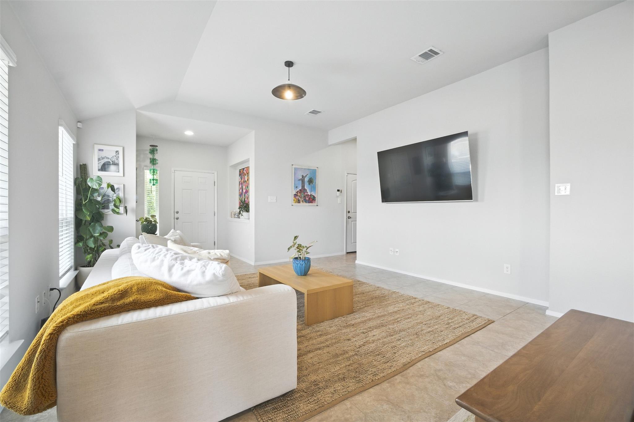 11616 Lago De Garda Dr, Austin, TX 78747