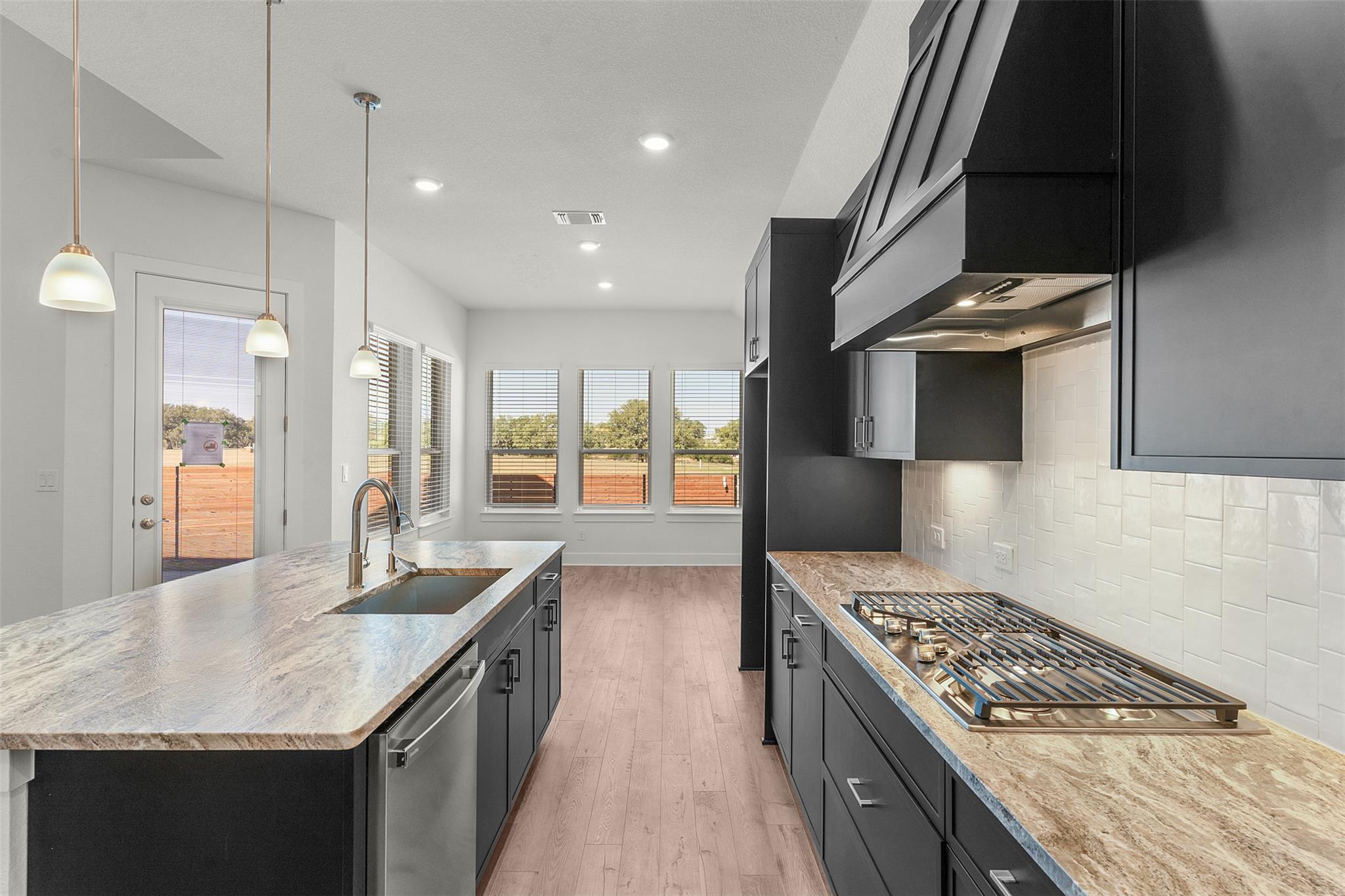 2000 Tobiano Trce, Georgetown, TX 78633