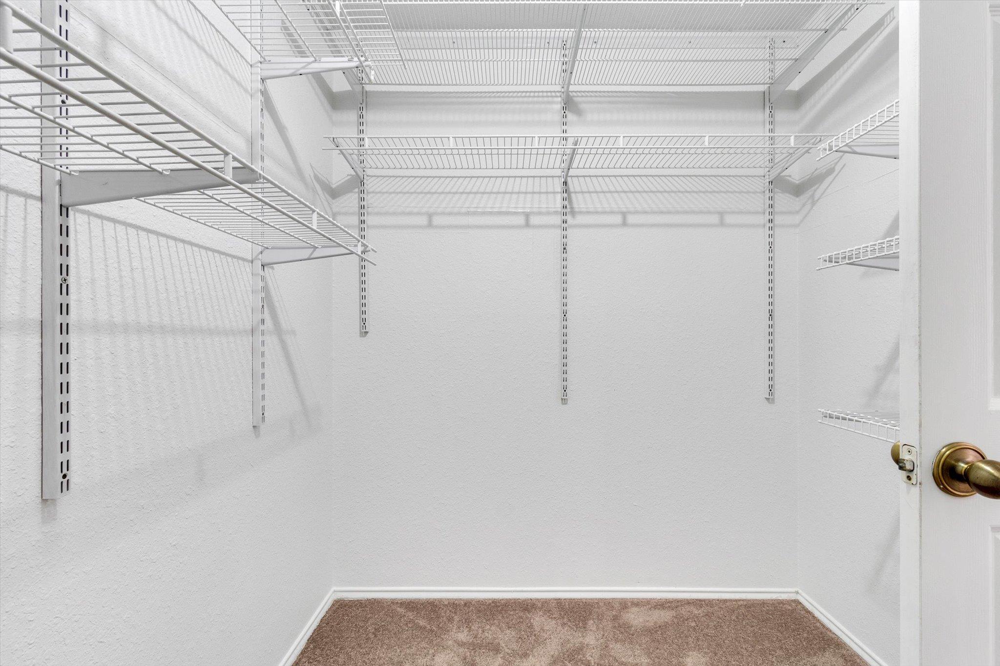 910 Crieff Cross Dr, Pflugerville, TX 78660