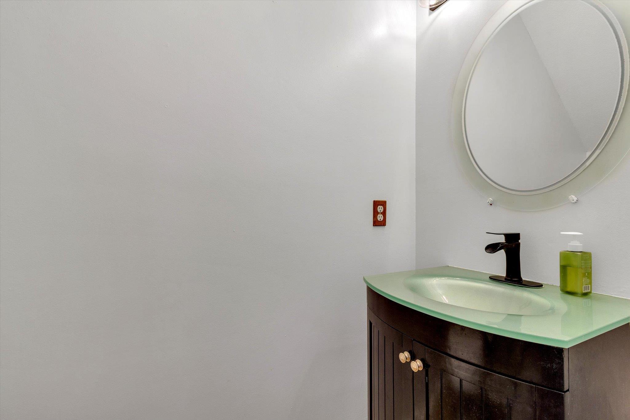 910 Crieff Cross Dr, Pflugerville, TX 78660