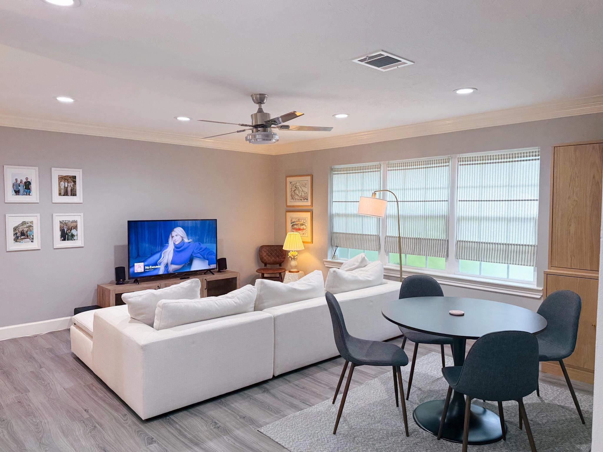 4734 Sanford Rd, Houston, TX 77035