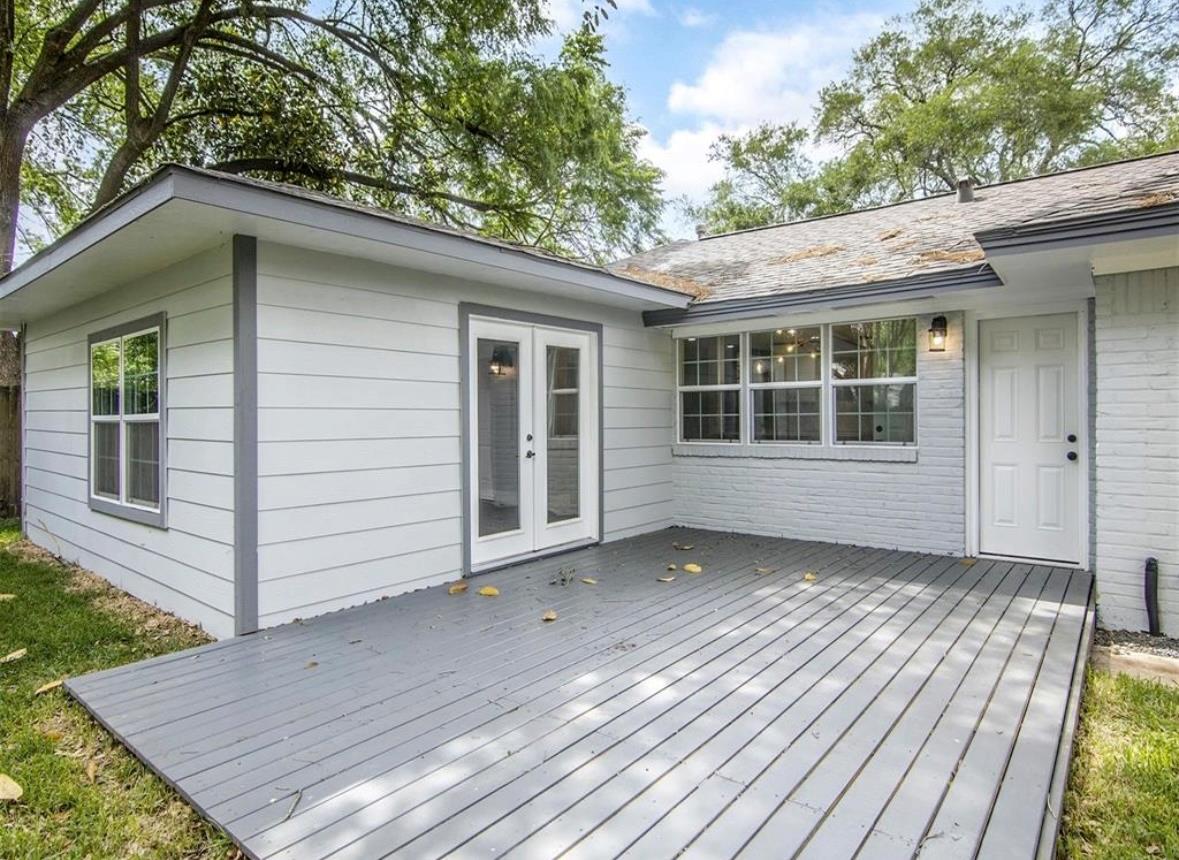 4734 Sanford Rd, Houston, TX 77035